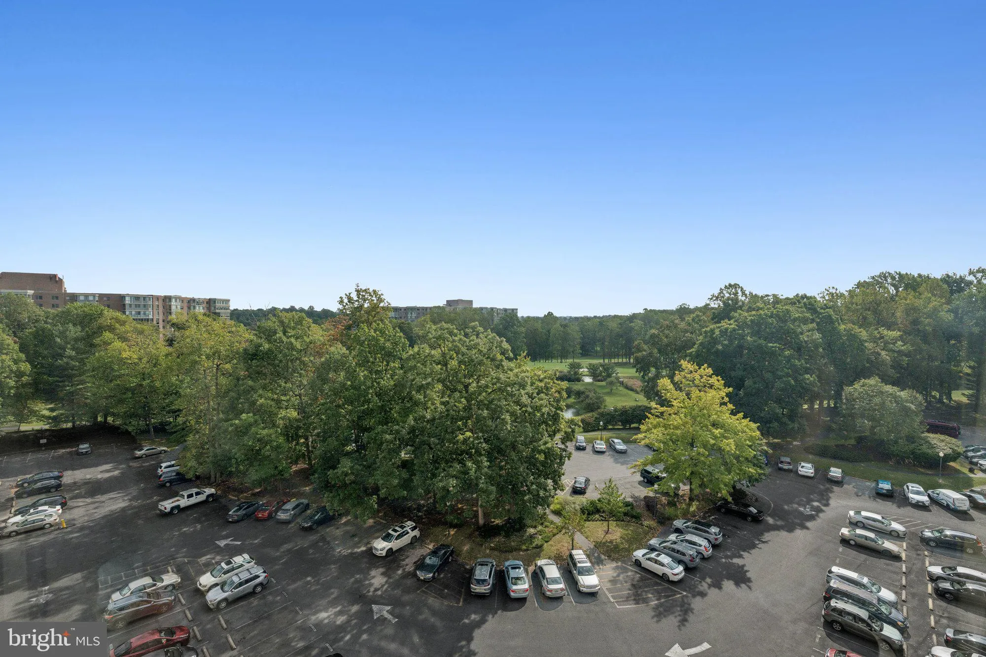 Property Slideshow image 24 of 27 | 15115 interlachen dr 3-815, Silver Spring, MD, 20906