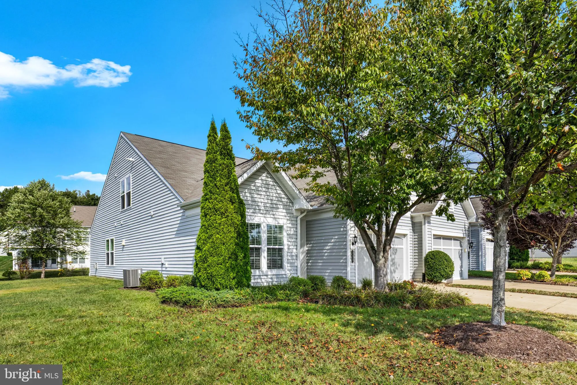 Property Slideshow image 2 of 37 | 132 hyannis pl, Fredericksburg, VA, 22406