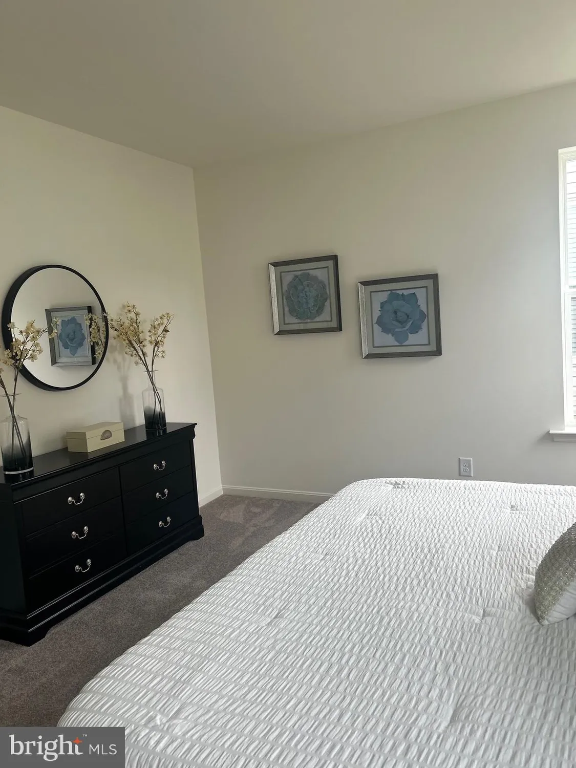 Property Slideshow image 7 of 8 | 126 fairmont ln, Dover, DE, 19904