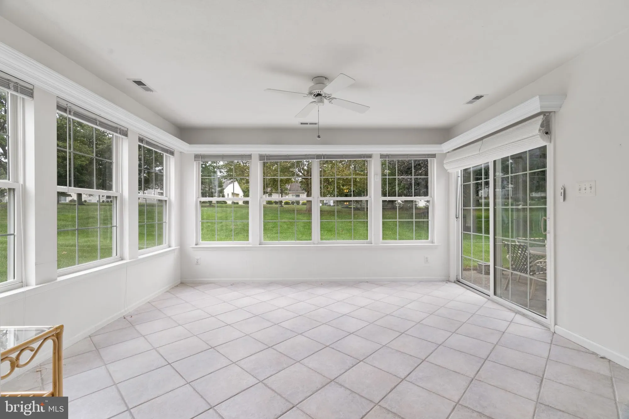 Property Slideshow image 20 of 25 | 10 yarrow pl, Mount Laurel, NJ, 08054