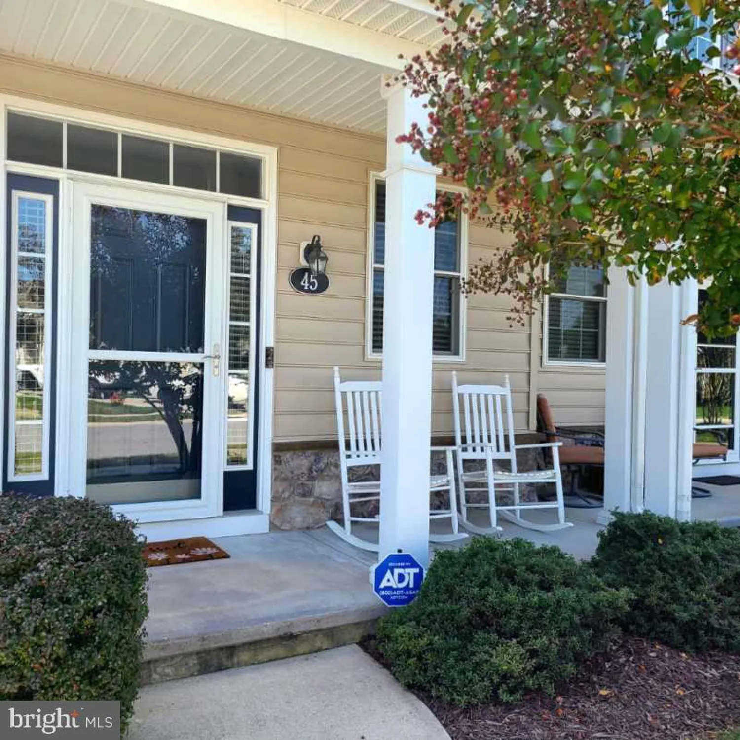 Property Slideshow image 2 of 44 | 45 harcrest ct, Dover, DE, 19901