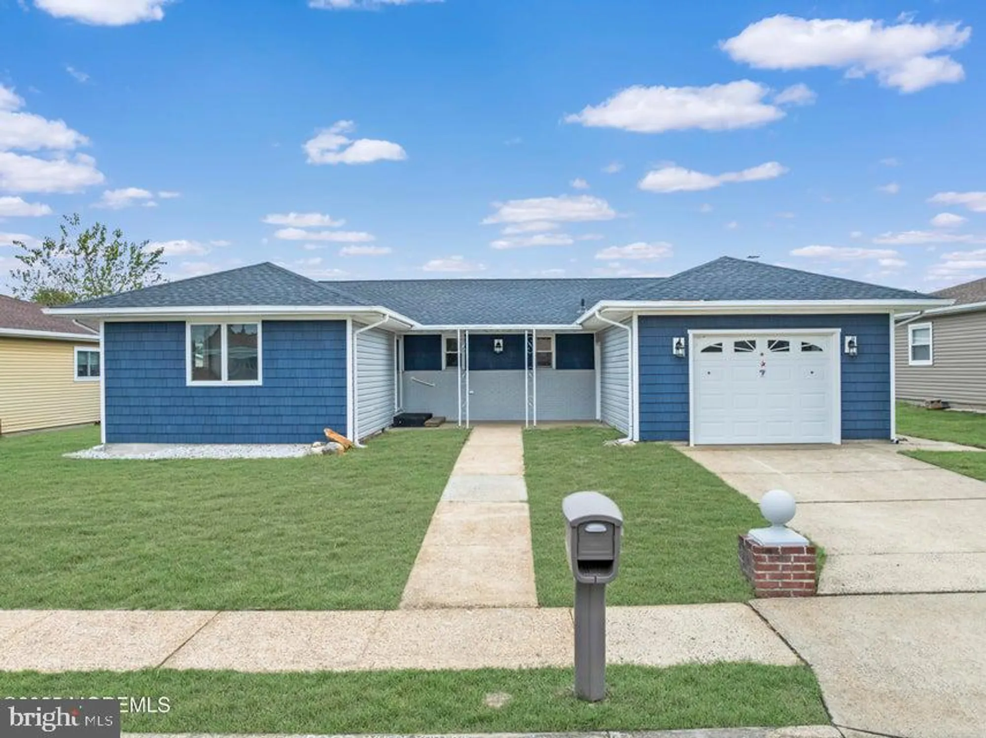 Property Slideshow image 1 of 26 | 7 puerto vallarta st, Toms River, NJ, 08757