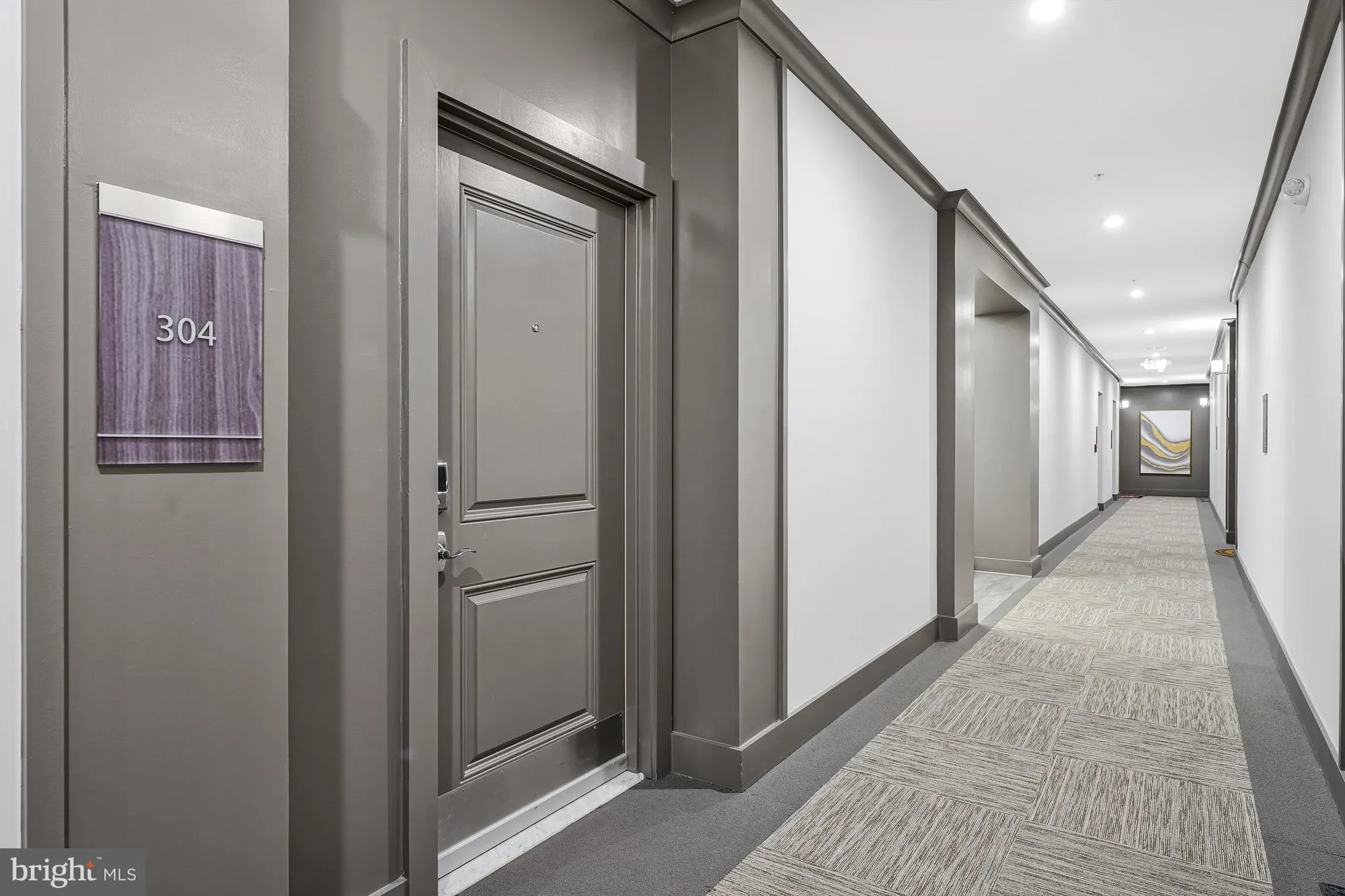 Property Slideshow image 5 of 27 | 21914 hawksbill high cir unit 304, Sterling, VA, 20164