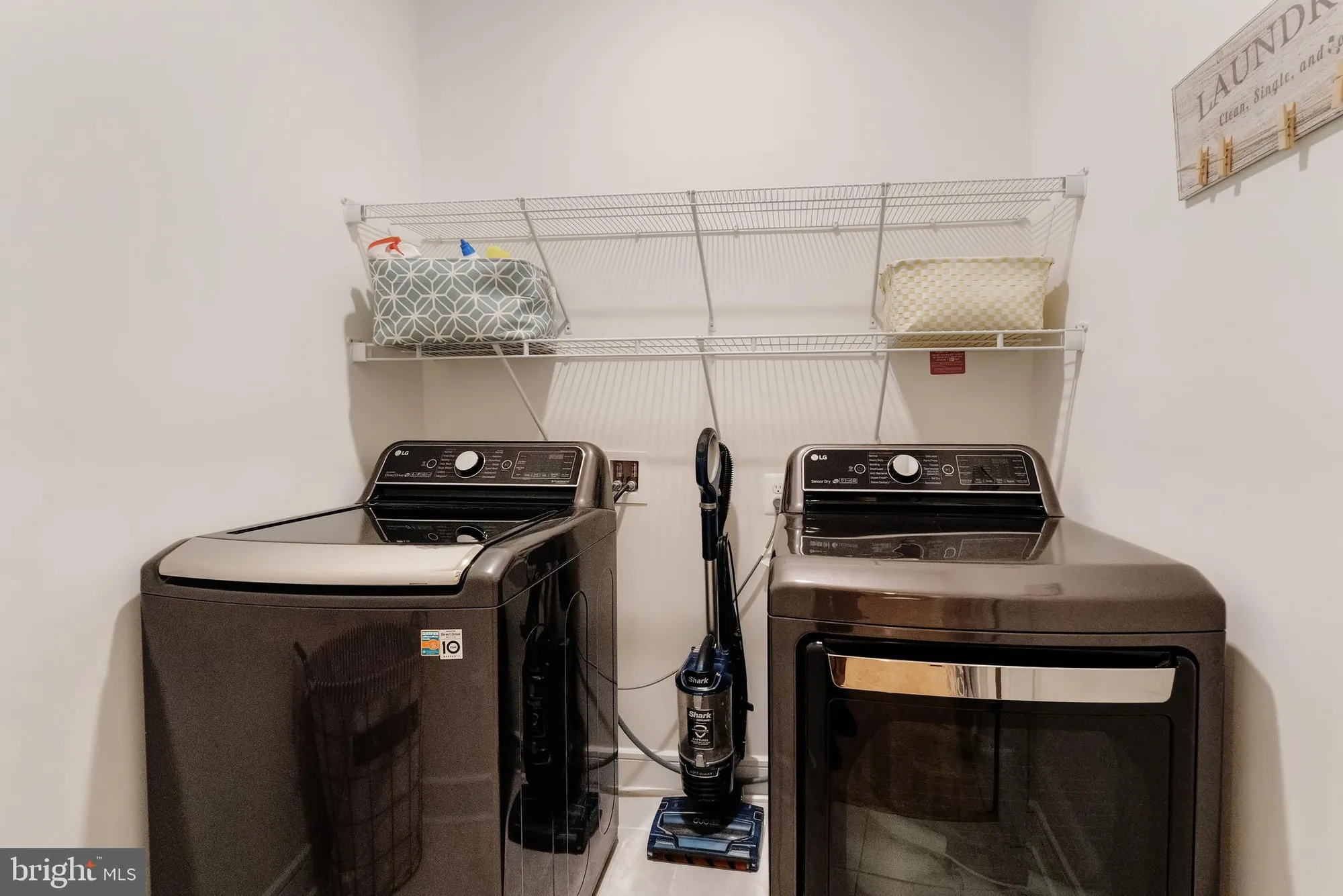 Property Slideshow image 39 of 51 | 42788 macbeth ter, Ashburn, VA, 20148