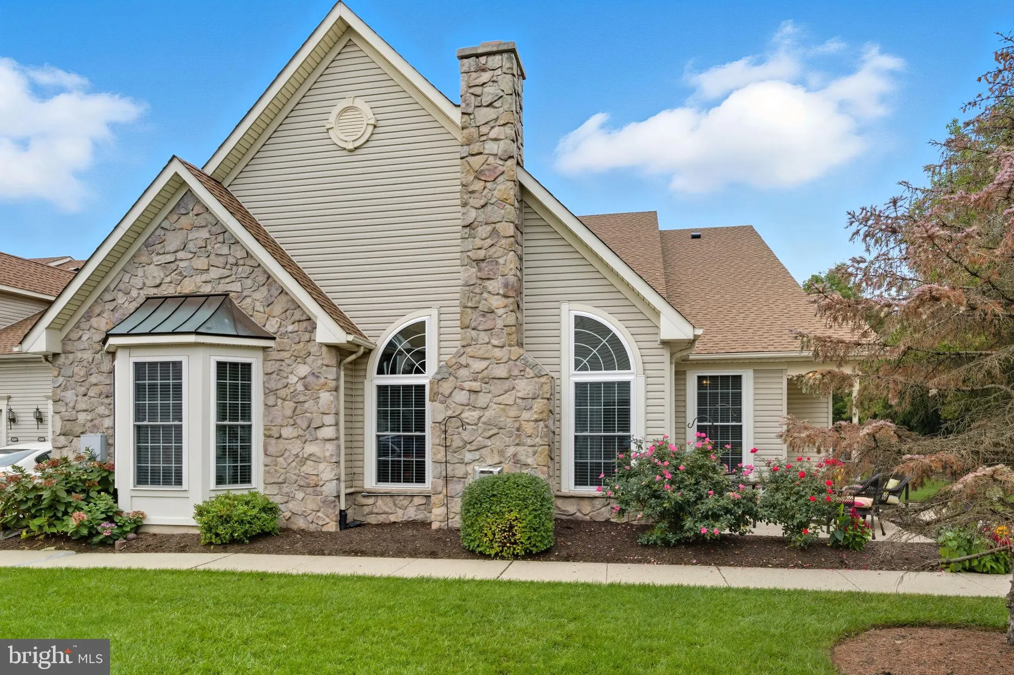 Property Slideshow image 4 of 30 | 2285 seabird dr 14, Bristol, PA, 19007