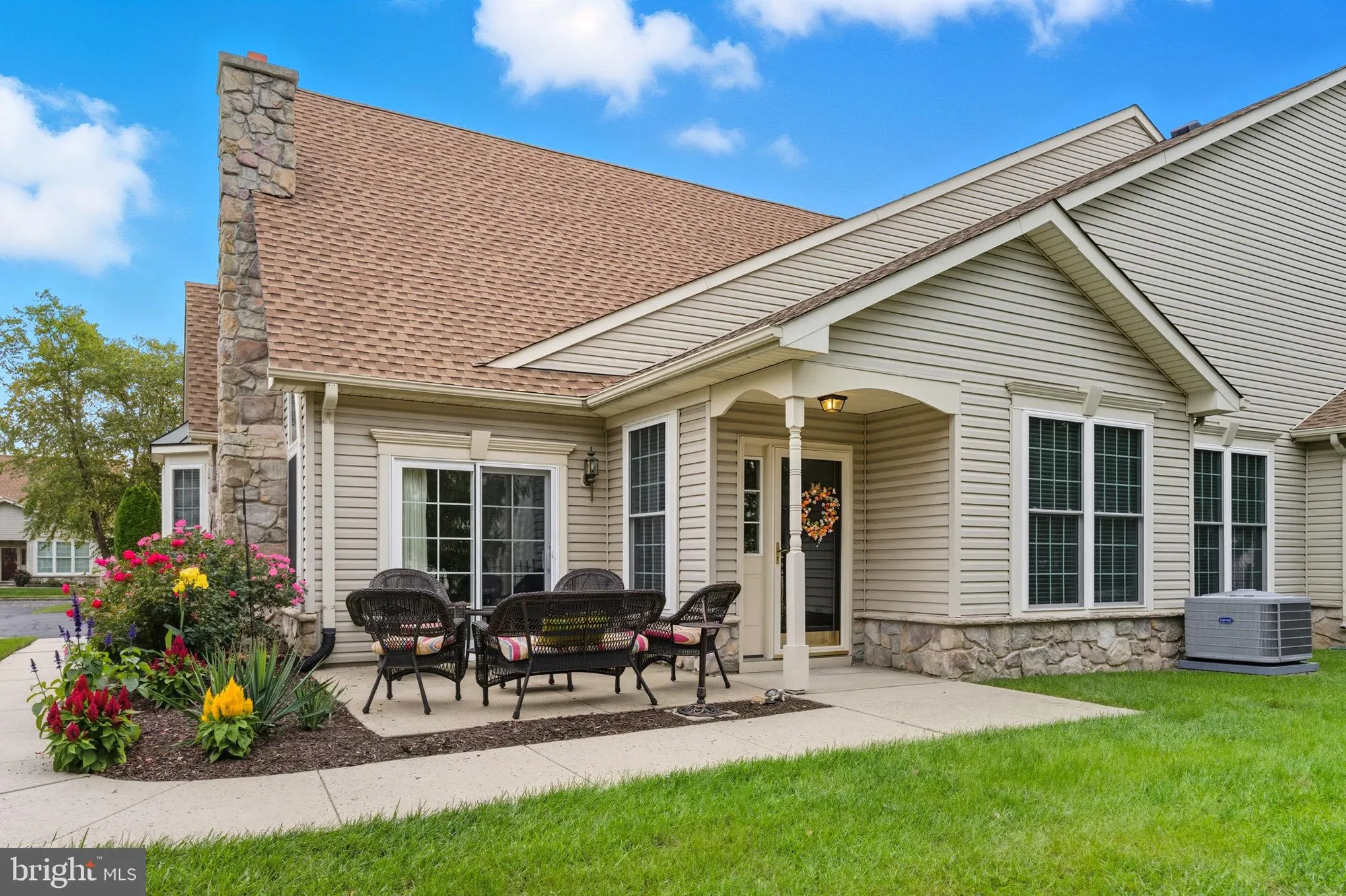 Property Slideshow image 3 of 30 | 2285 seabird dr 14, Bristol, PA, 19007