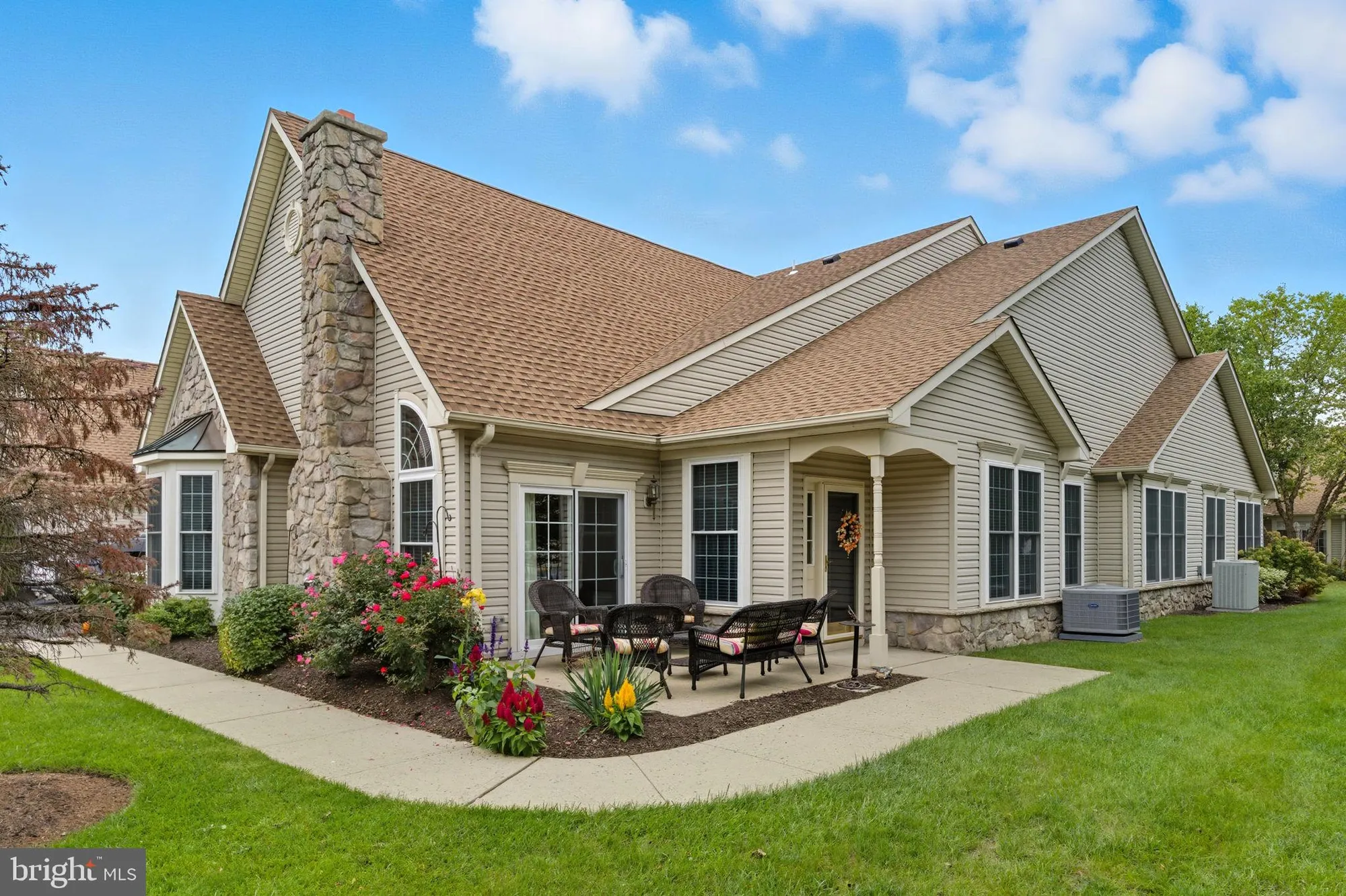 Property Slideshow image 1 of 30 | 2285 seabird dr 14, Bristol, PA, 19007