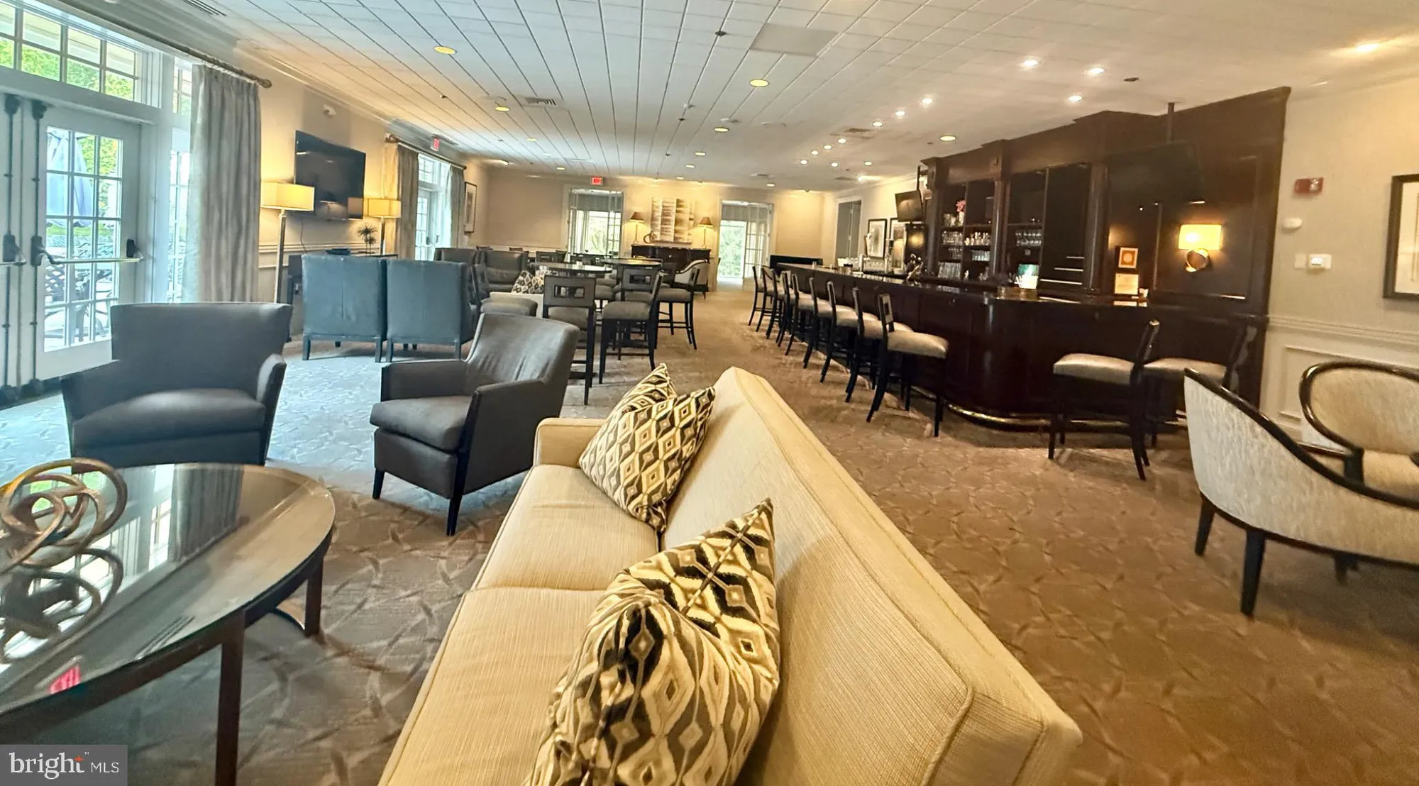 Property Slideshow image 31 of 35 | 4 dogleg ln, Lawrenceville, NJ, 08648