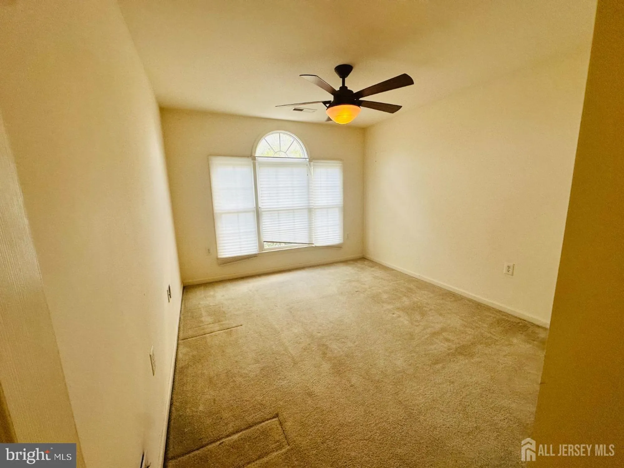 Property Slideshow image 12 of 19 | 1 silcox pl, Somerset, NJ, 08873