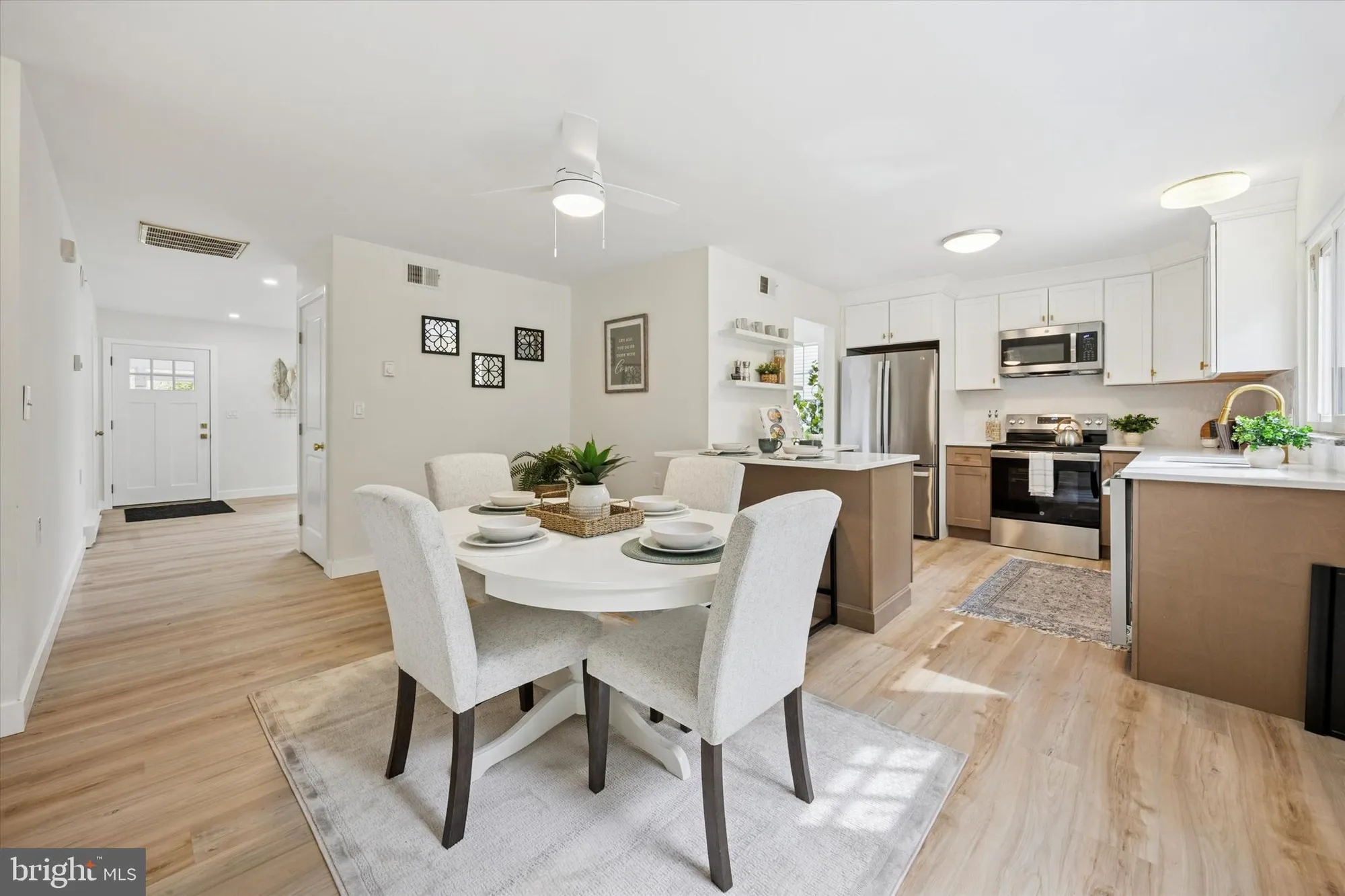 Property Slideshow image 15 of 23 | 114 gramercy pl, Southampton, NJ, 08088