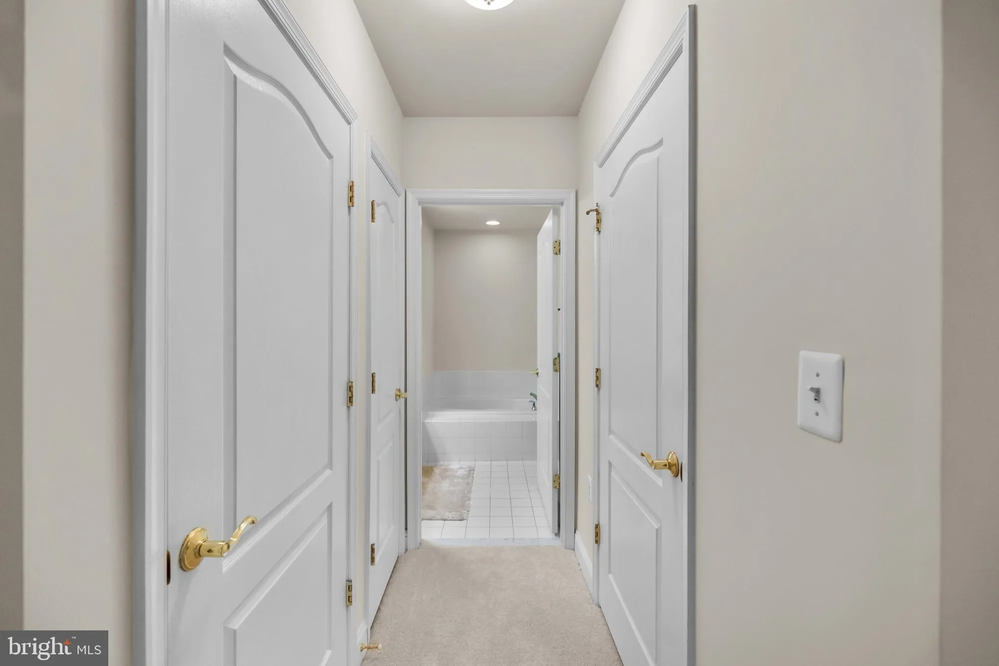 Property Slideshow image 26 of 43 | 2905 saintsbury plz 315, Fairfax, VA, 22031