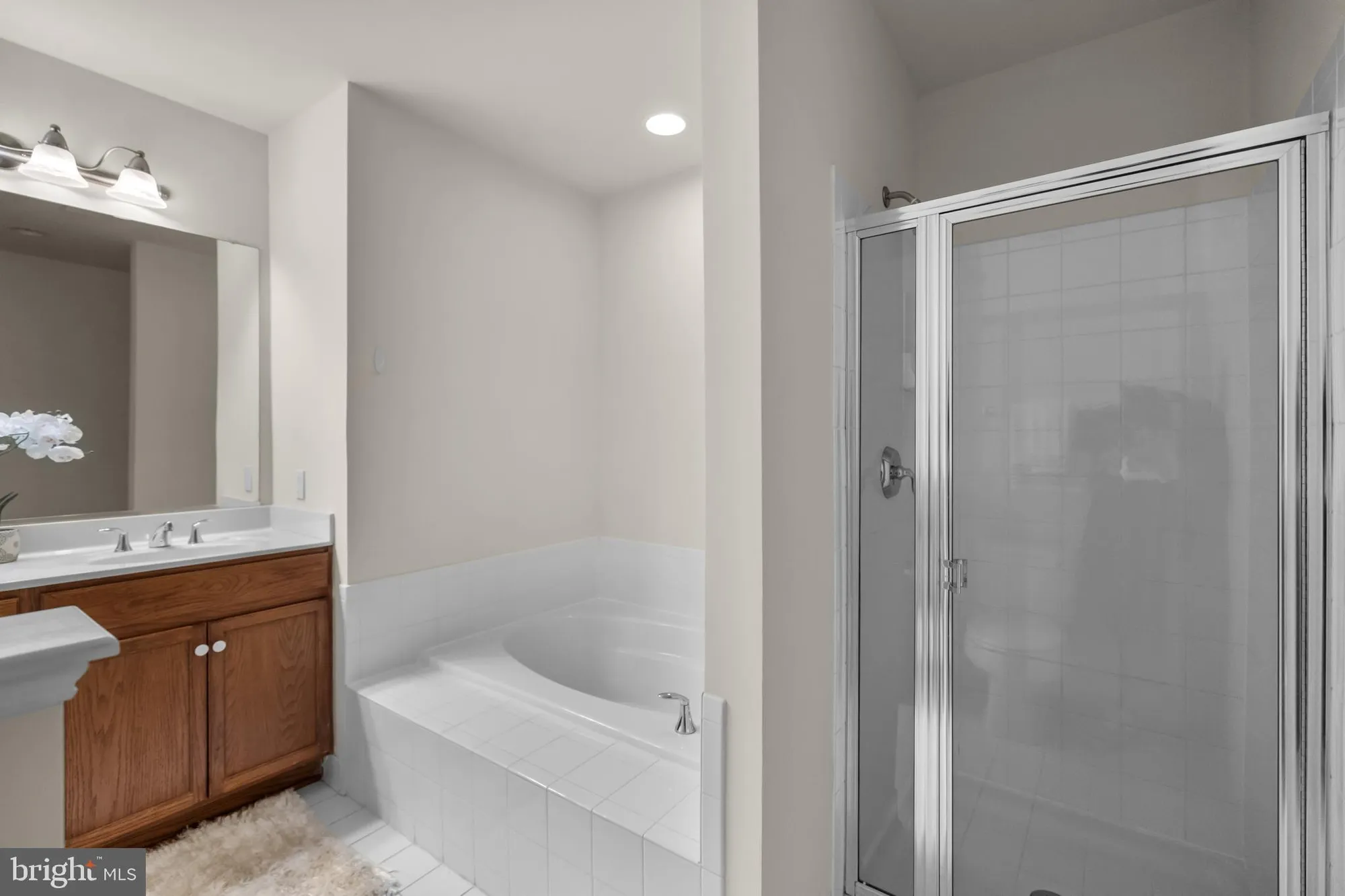 Property Slideshow image 30 of 43 | 2905 saintsbury plz 315, Fairfax, VA, 22031