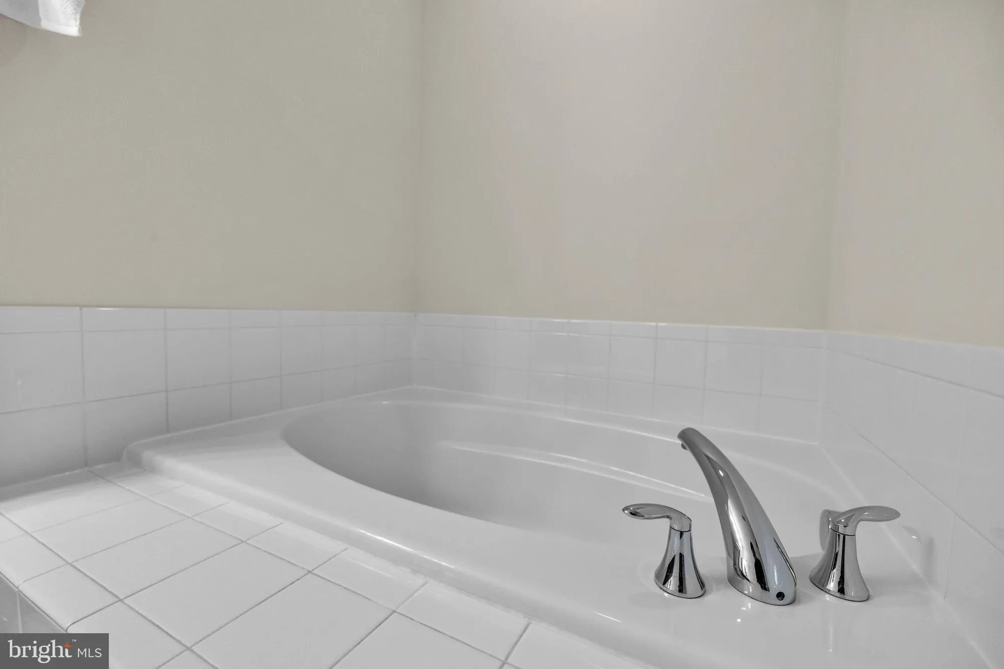 Property Slideshow image 31 of 43 | 2905 saintsbury plz 315, Fairfax, VA, 22031