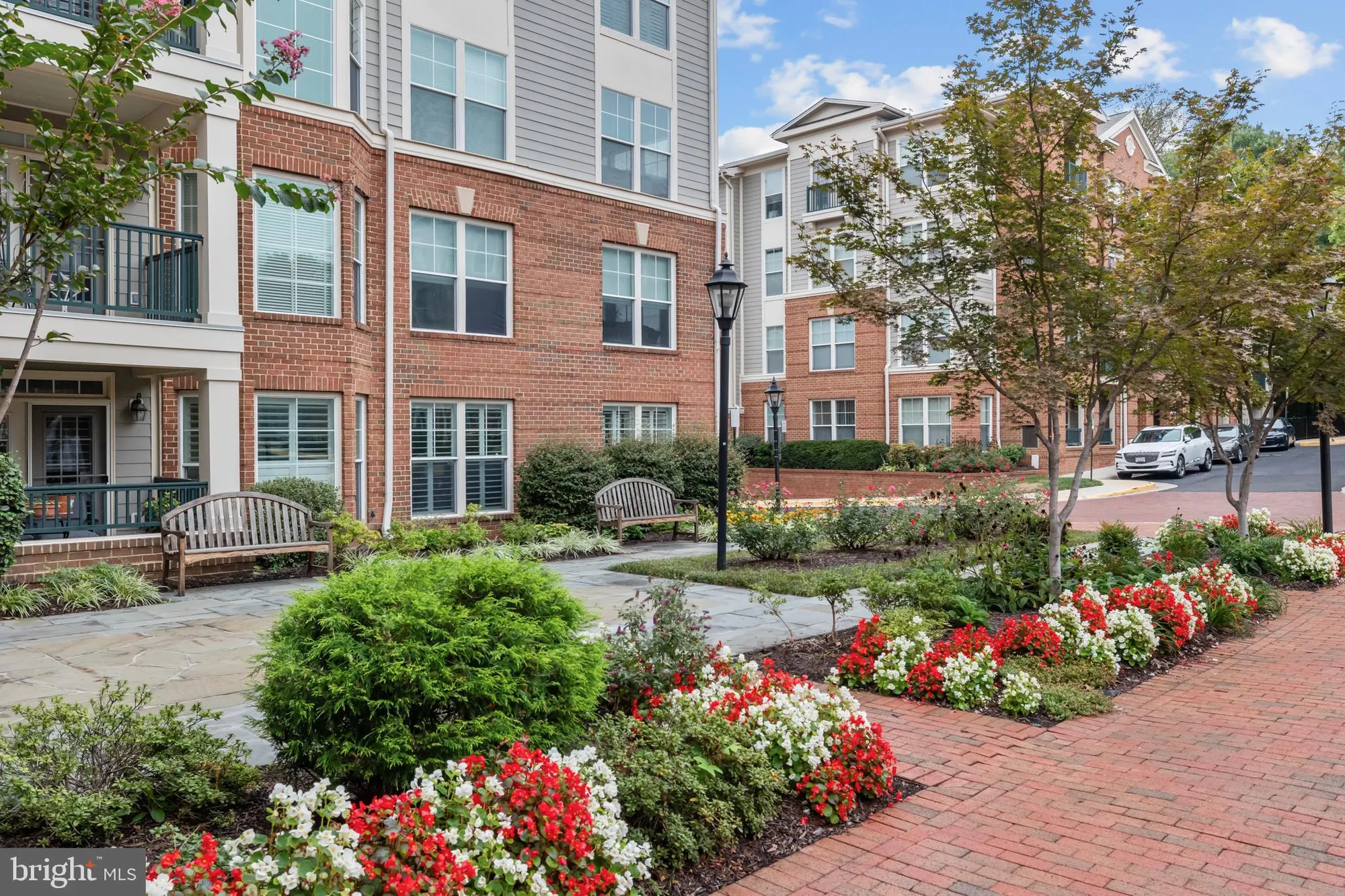 Property Slideshow image 42 of 43 | 2905 saintsbury plz 315, Fairfax, VA, 22031