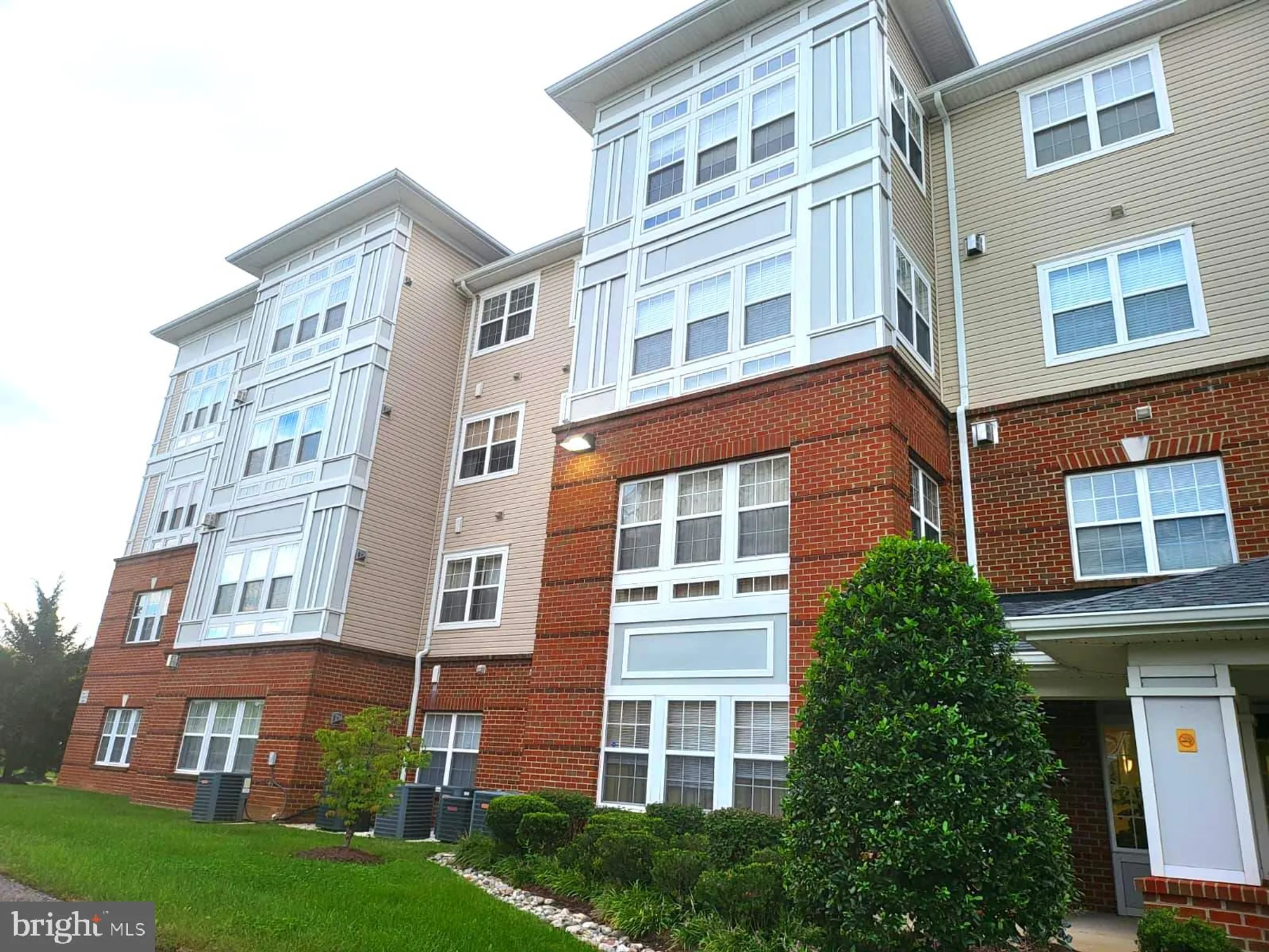 Property Slideshow image 1 of 33 | 13216 fox bow dr 403, Upper Marlboro, MD, 20774