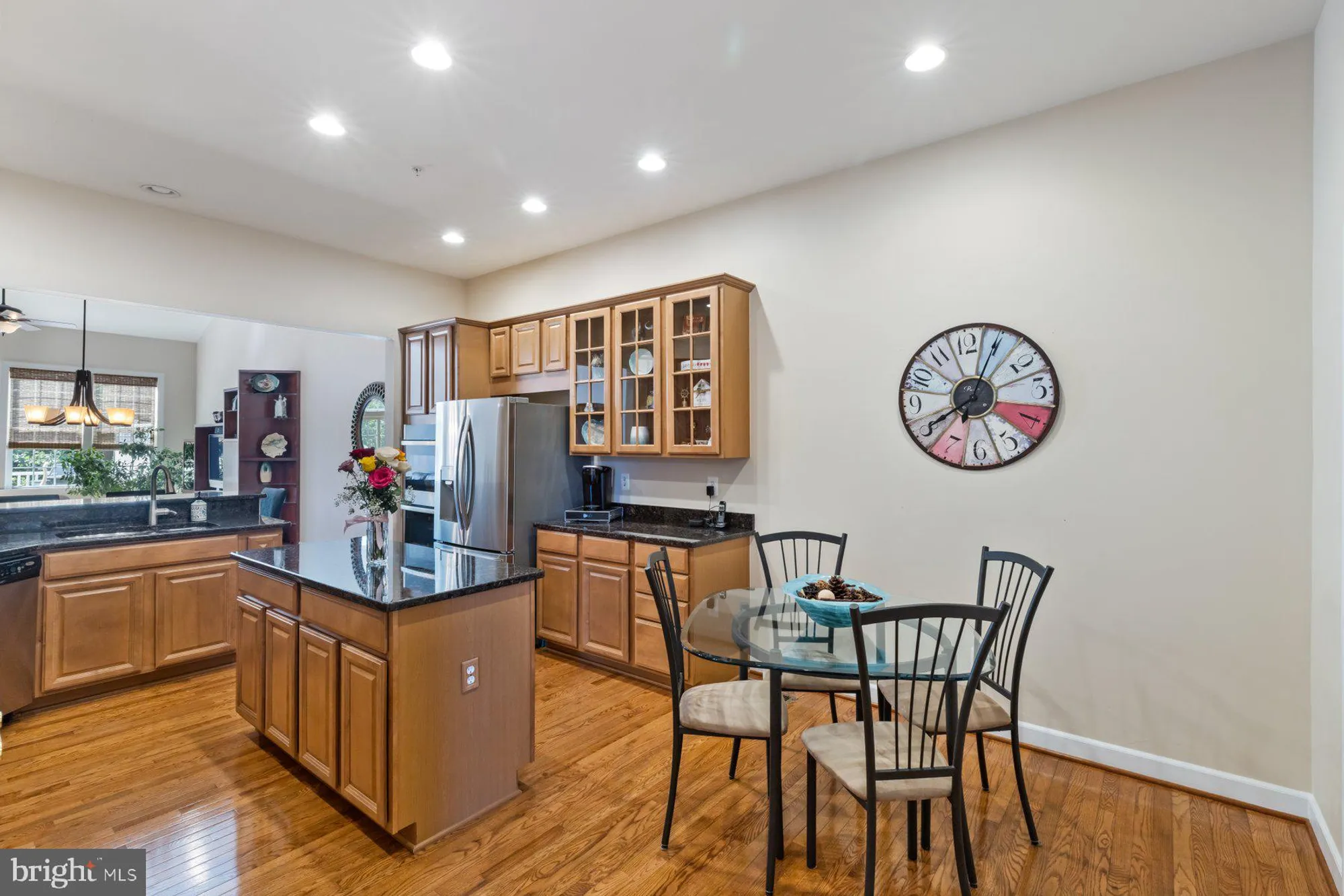 Property Slideshow image 7 of 28 | 8325 meadowsweet rd # 8325, Baltimore, MD, 21208