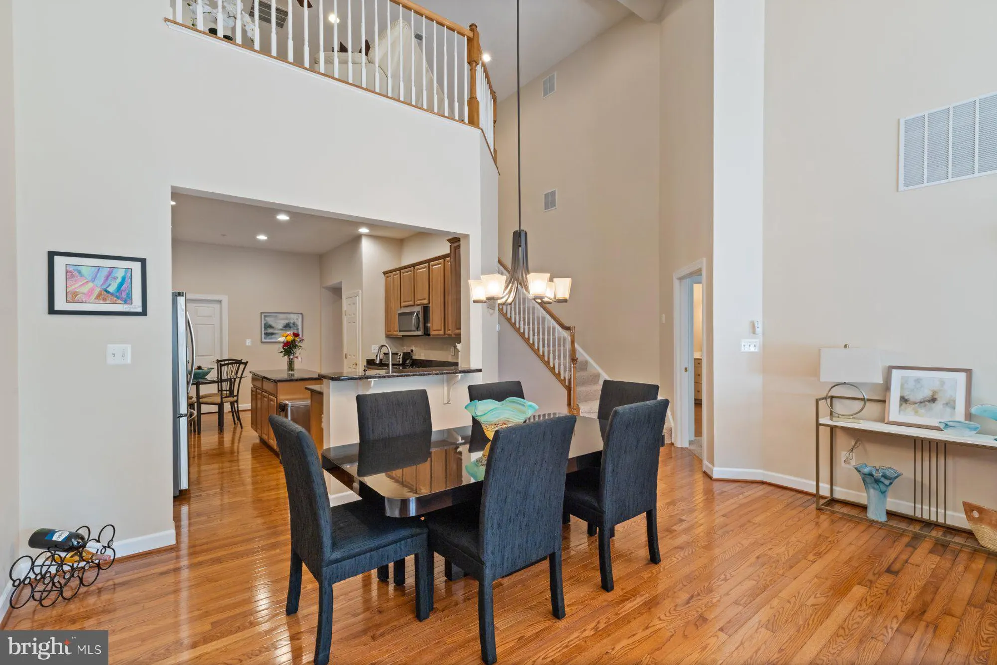 Property Slideshow image 10 of 28 | 8325 meadowsweet rd # 8325, Baltimore, MD, 21208
