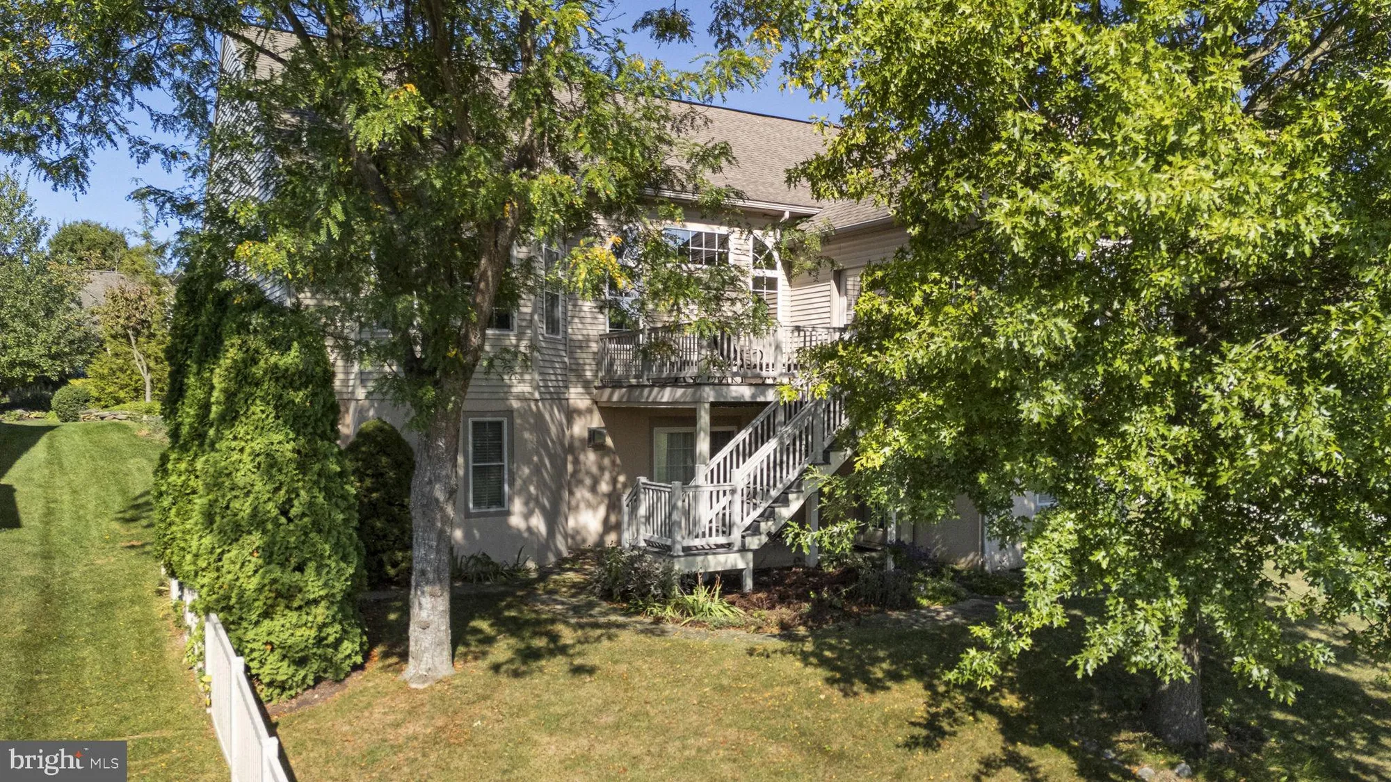 Property Slideshow image 10 of 46 | 44 winterberry ln, Womelsdorf, PA, 19567