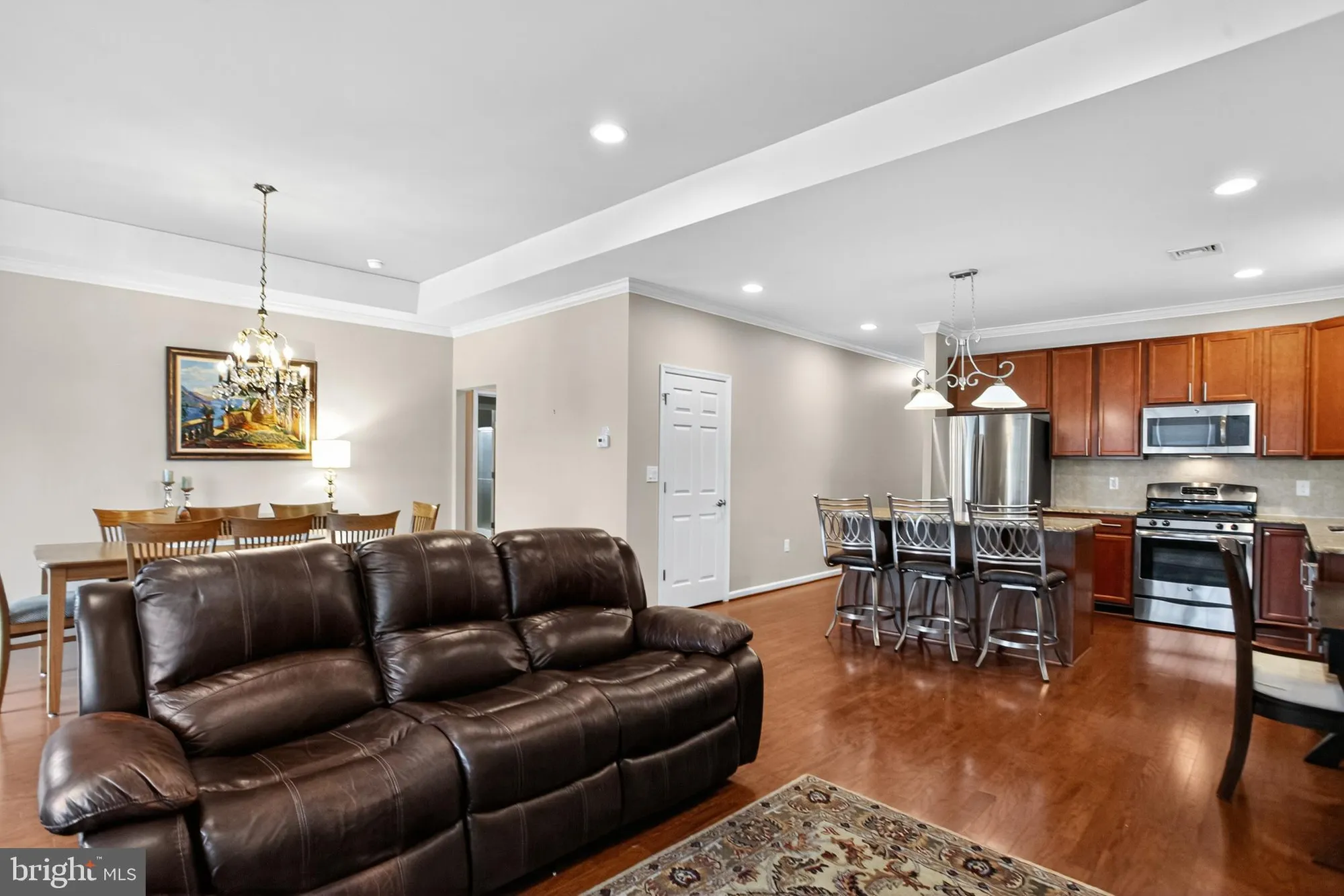 Property Slideshow image 19 of 30 | 2680 iris ln, Philadelphia, PA, 19116