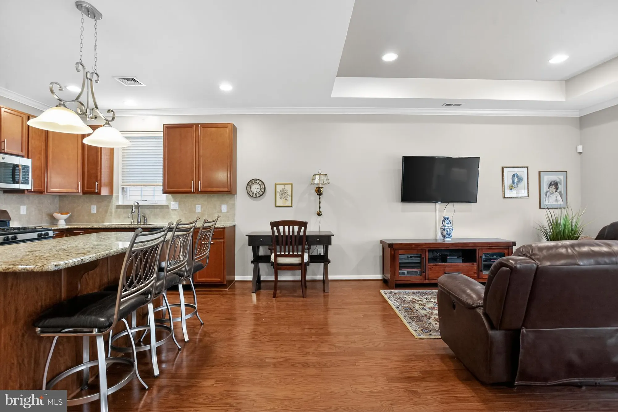 Property Slideshow image 12 of 30 | 2680 iris ln, Philadelphia, PA, 19116