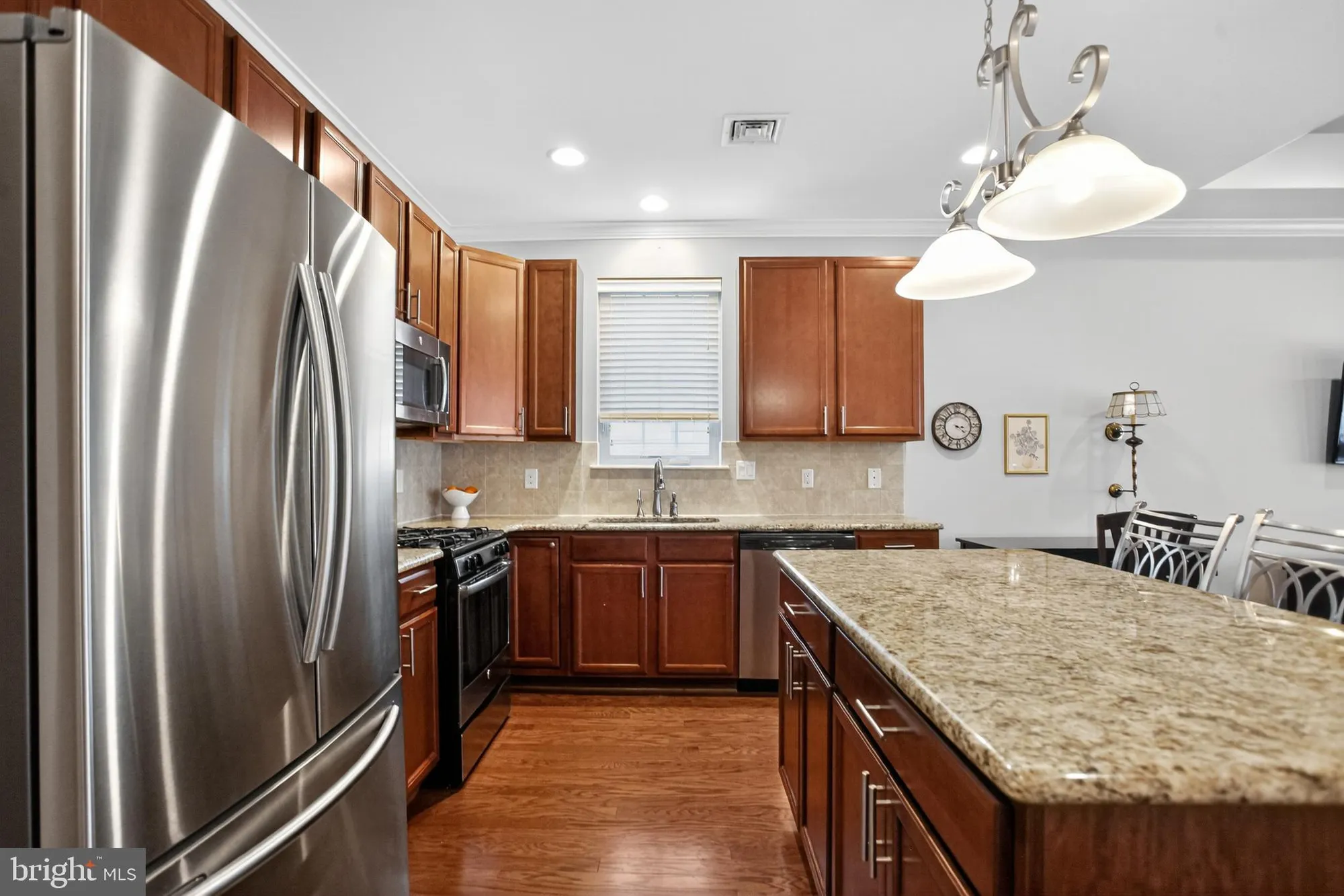 Property Slideshow image 10 of 30 | 2680 iris ln, Philadelphia, PA, 19116