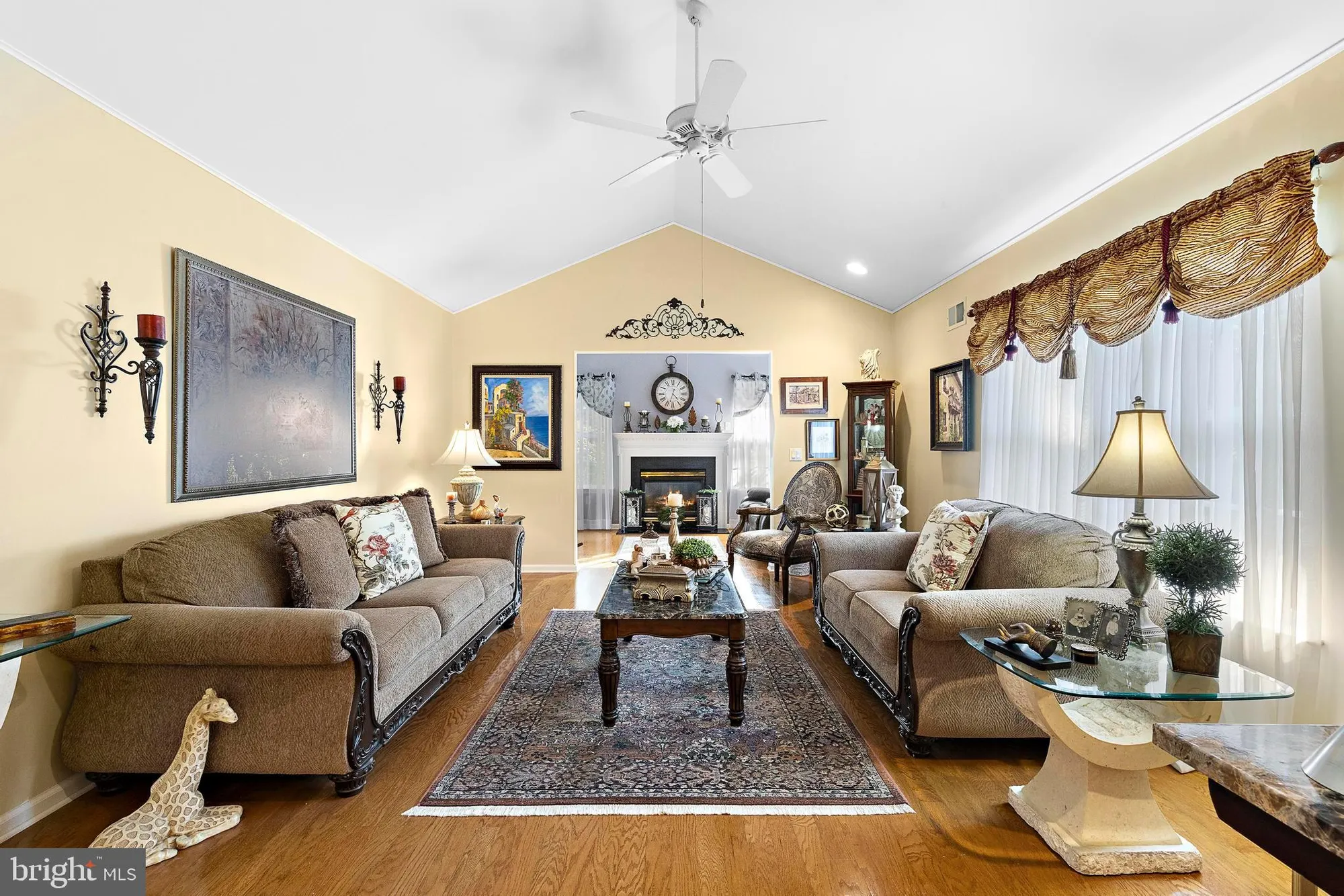 Property Slideshow image 6 of 39 | 14 skylark ln, Lakewood, NJ, 08701