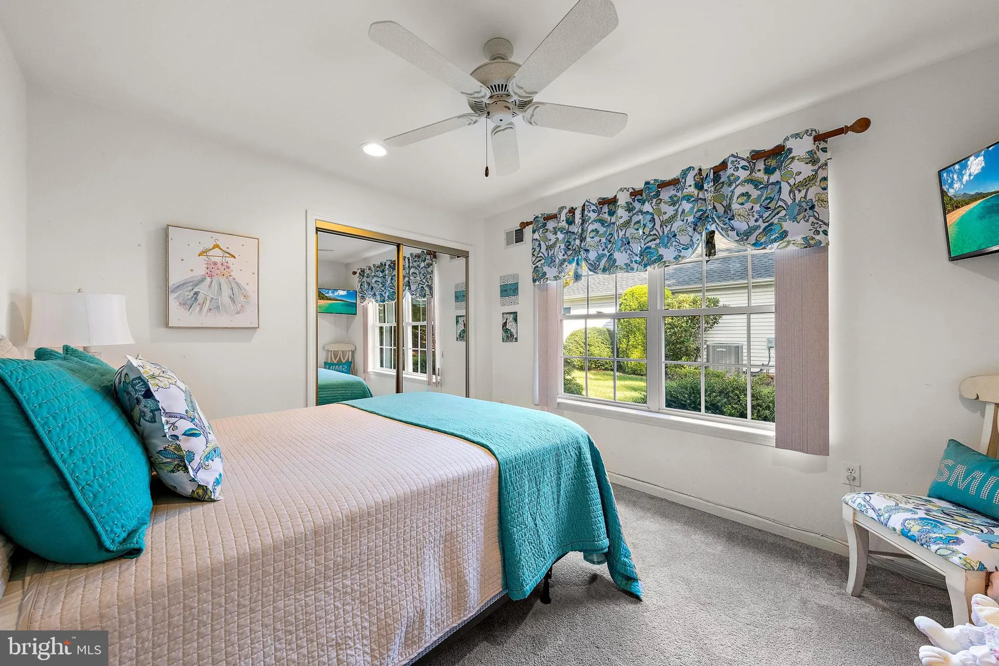 Property Slideshow image 26 of 39 | 14 skylark ln, Lakewood, NJ, 08701