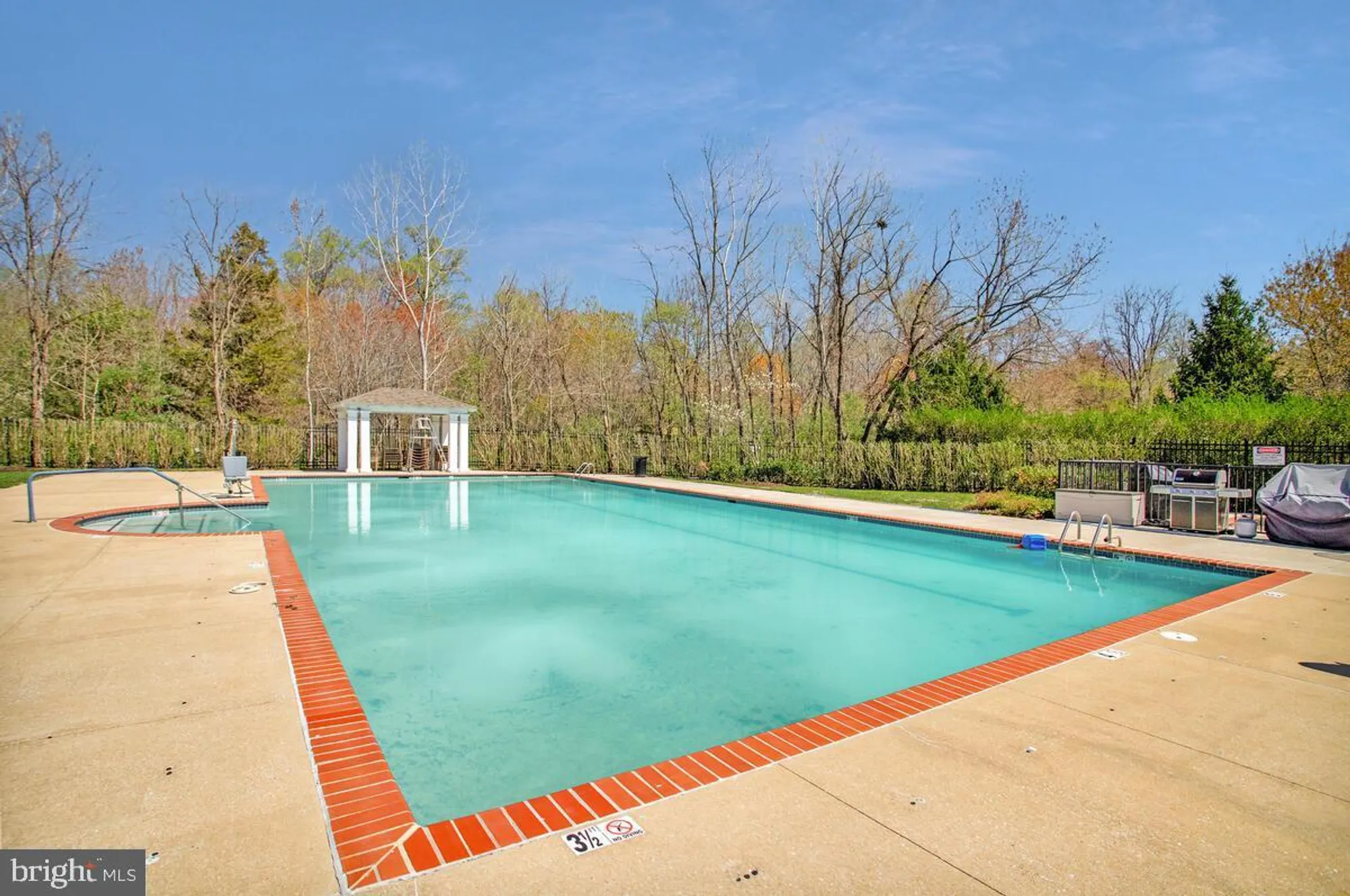 Property Slideshow image 58 of 62 | 2520 kensington gdns unit 401, Ellicott City, MD, 21043