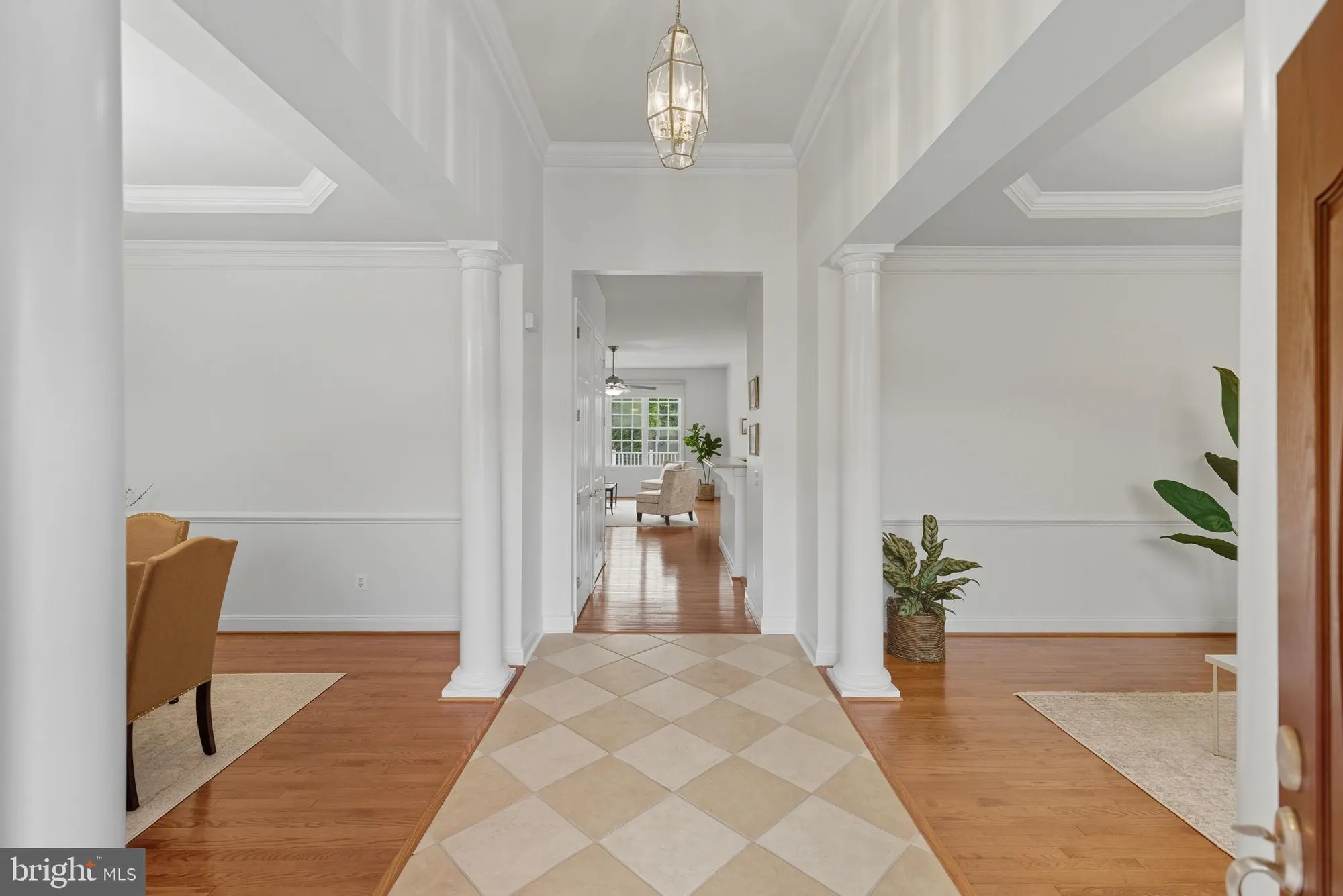 Property Slideshow image 4 of 57 | 15691 alderbrook dr, Haymarket, VA, 20169