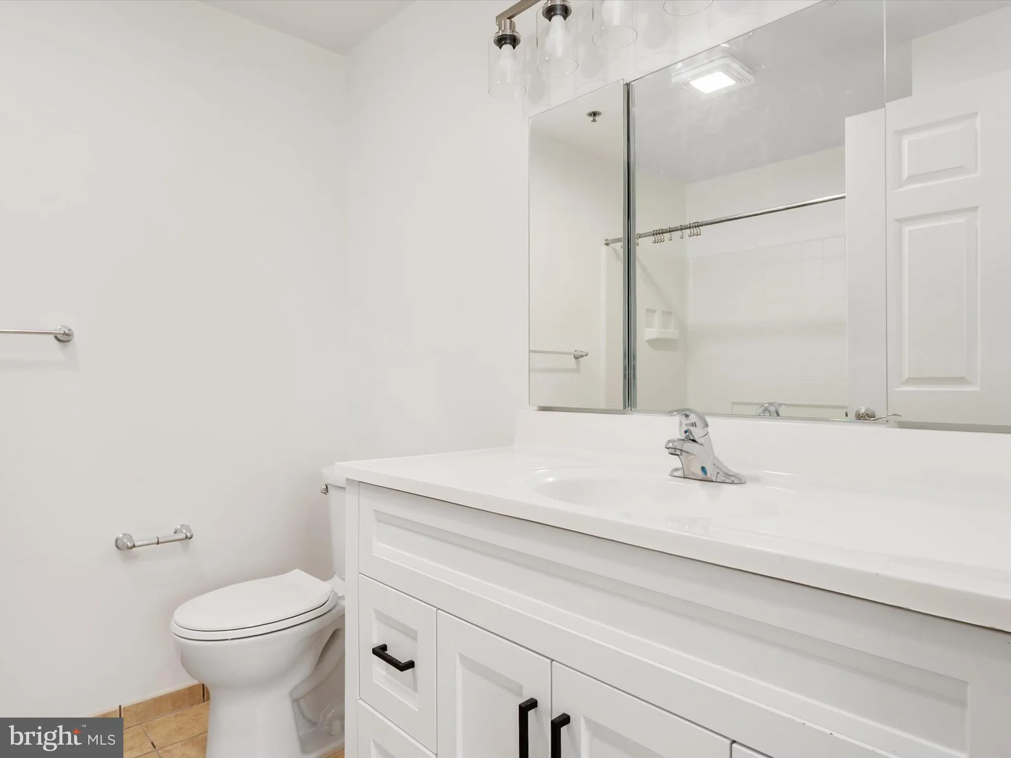 Property Slideshow image 17 of 27 | 940 astern way unit 604, Annapolis, MD, 21401