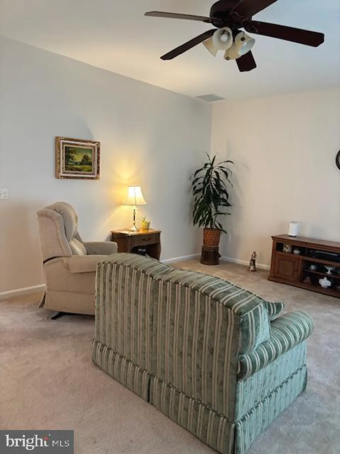 Property Slideshow image 16 of 31 | 51 country ln, Columbus, NJ, 08022