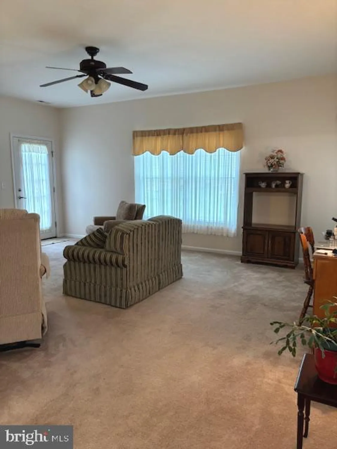 Property Slideshow image 17 of 31 | 51 country ln, Columbus, NJ, 08022