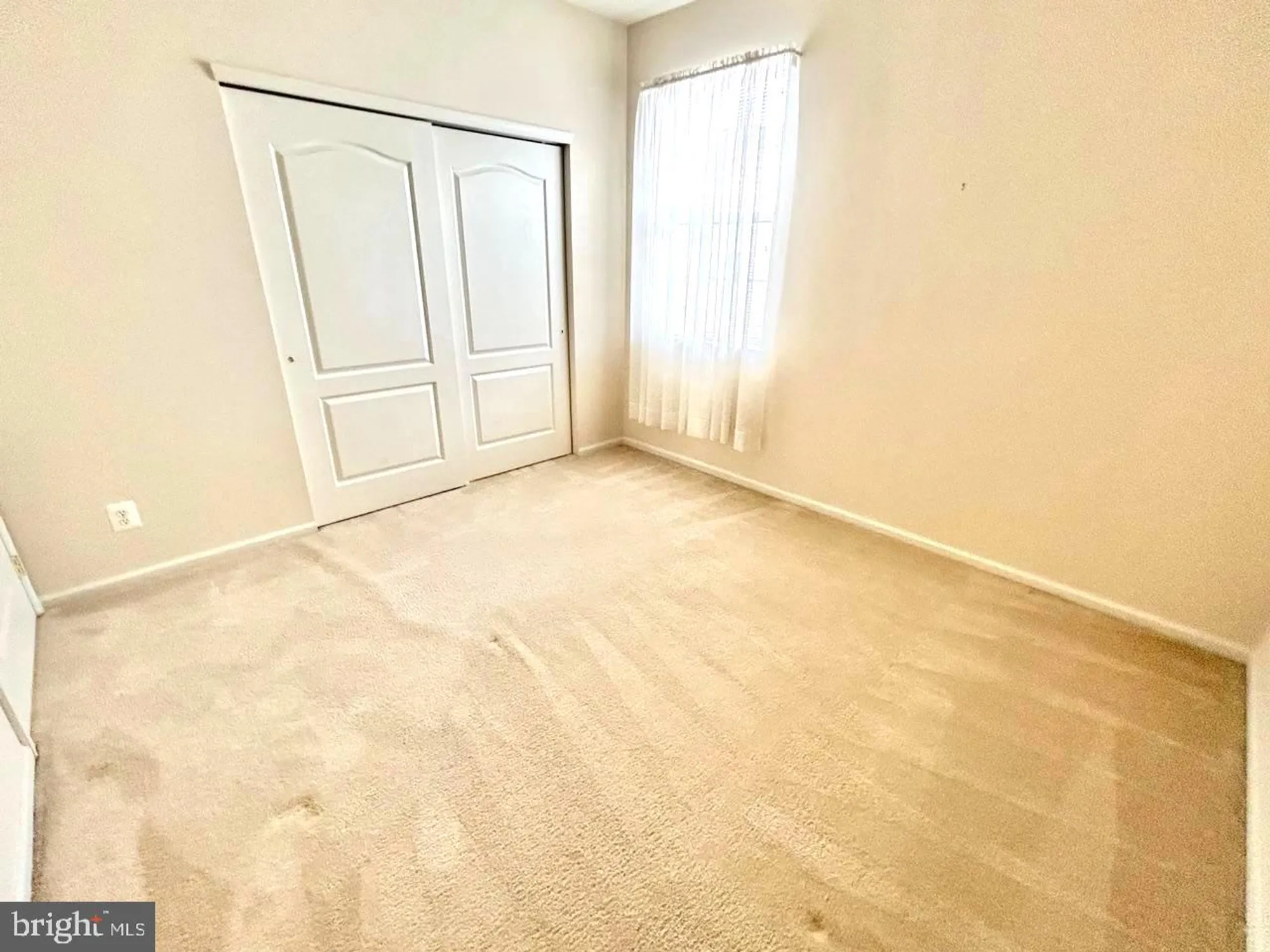 Property Slideshow image 18 of 58 | 238 night hawk cir, West Deptford, NJ, 08086