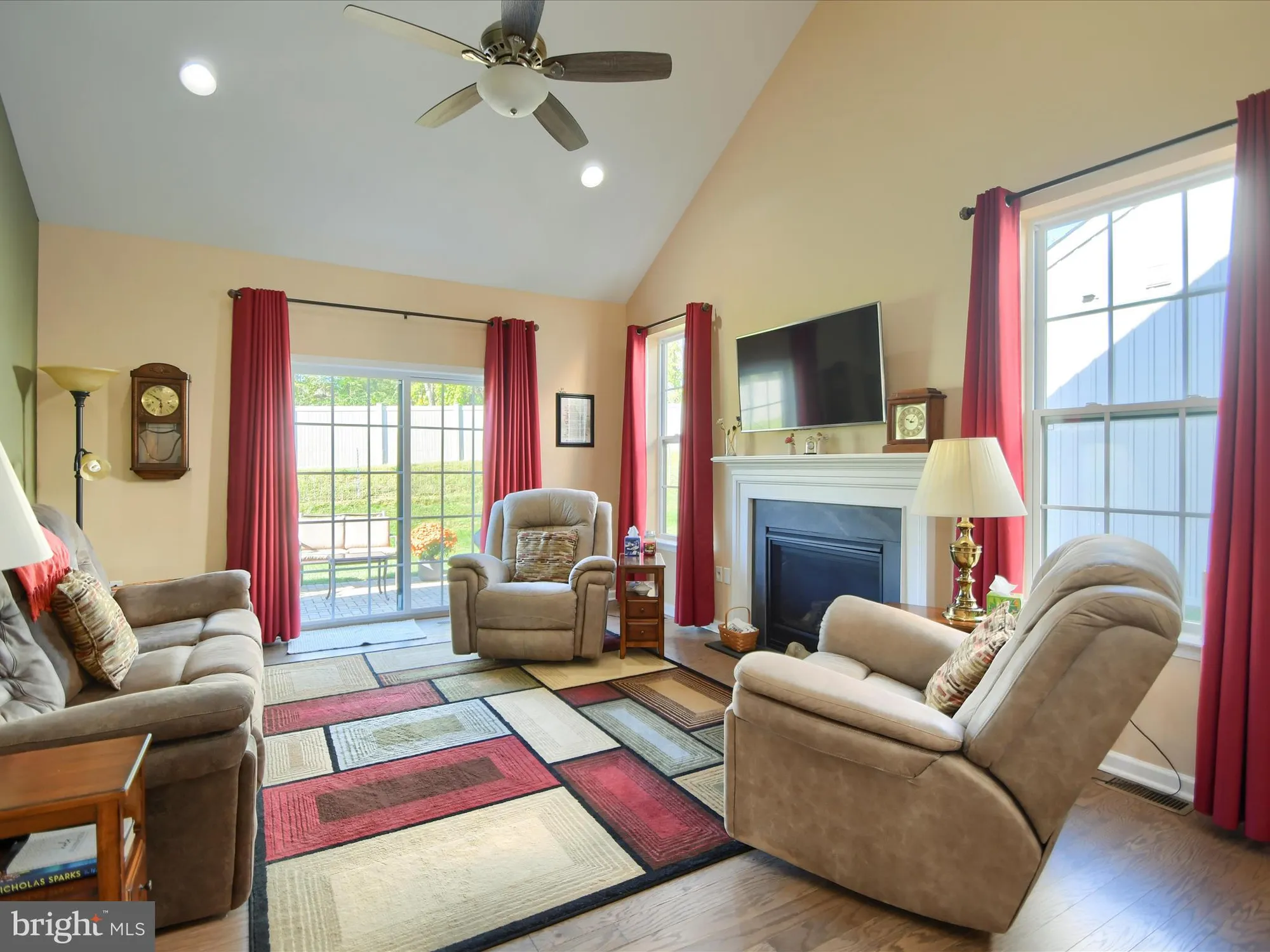 Property Slideshow image 18 of 47 | 3623 daylily dr, Emmaus, PA, 18049