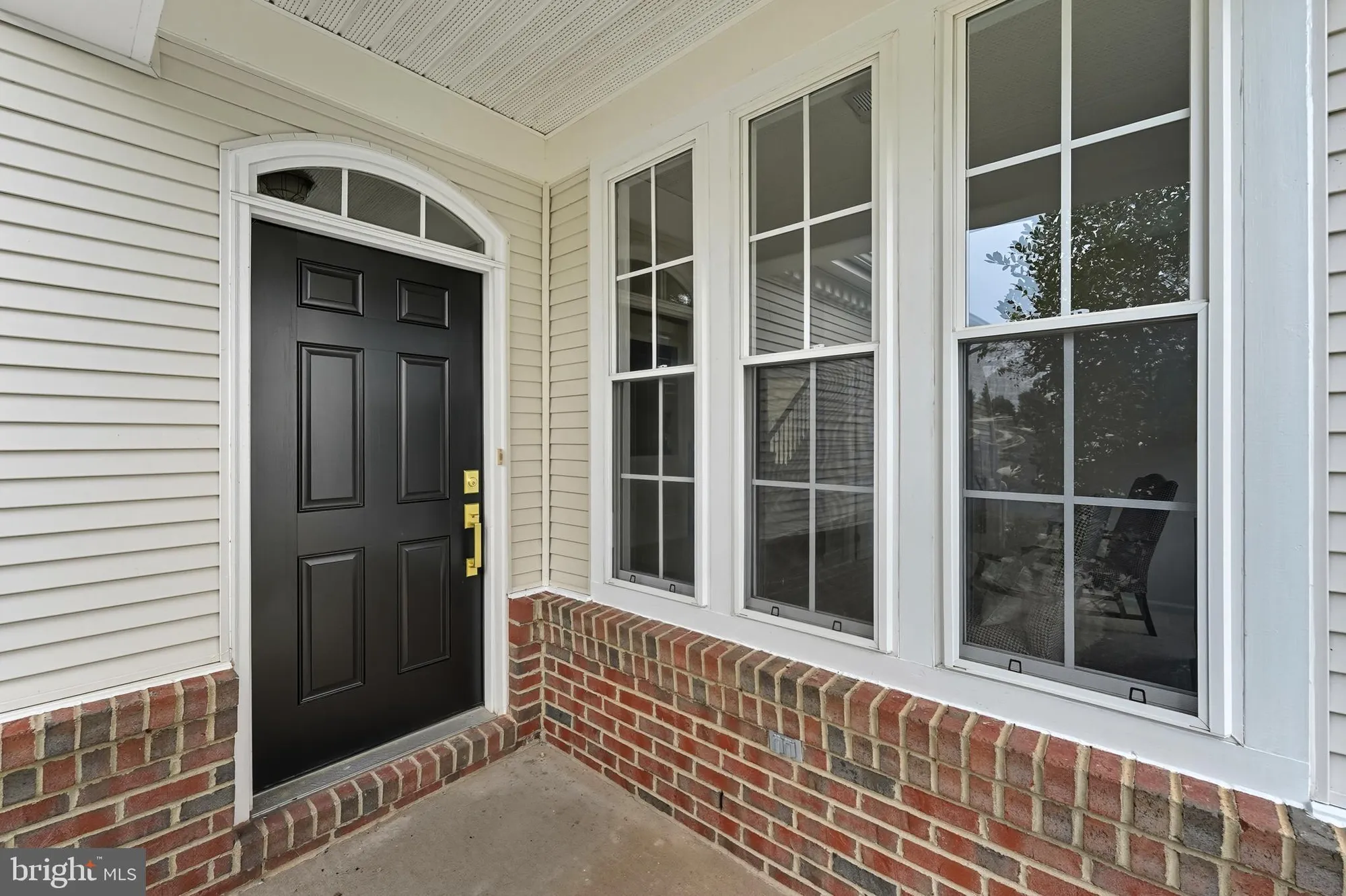 Property Slideshow image 3 of 30 | 6066 halverton pl, Gainesville, VA, 20155