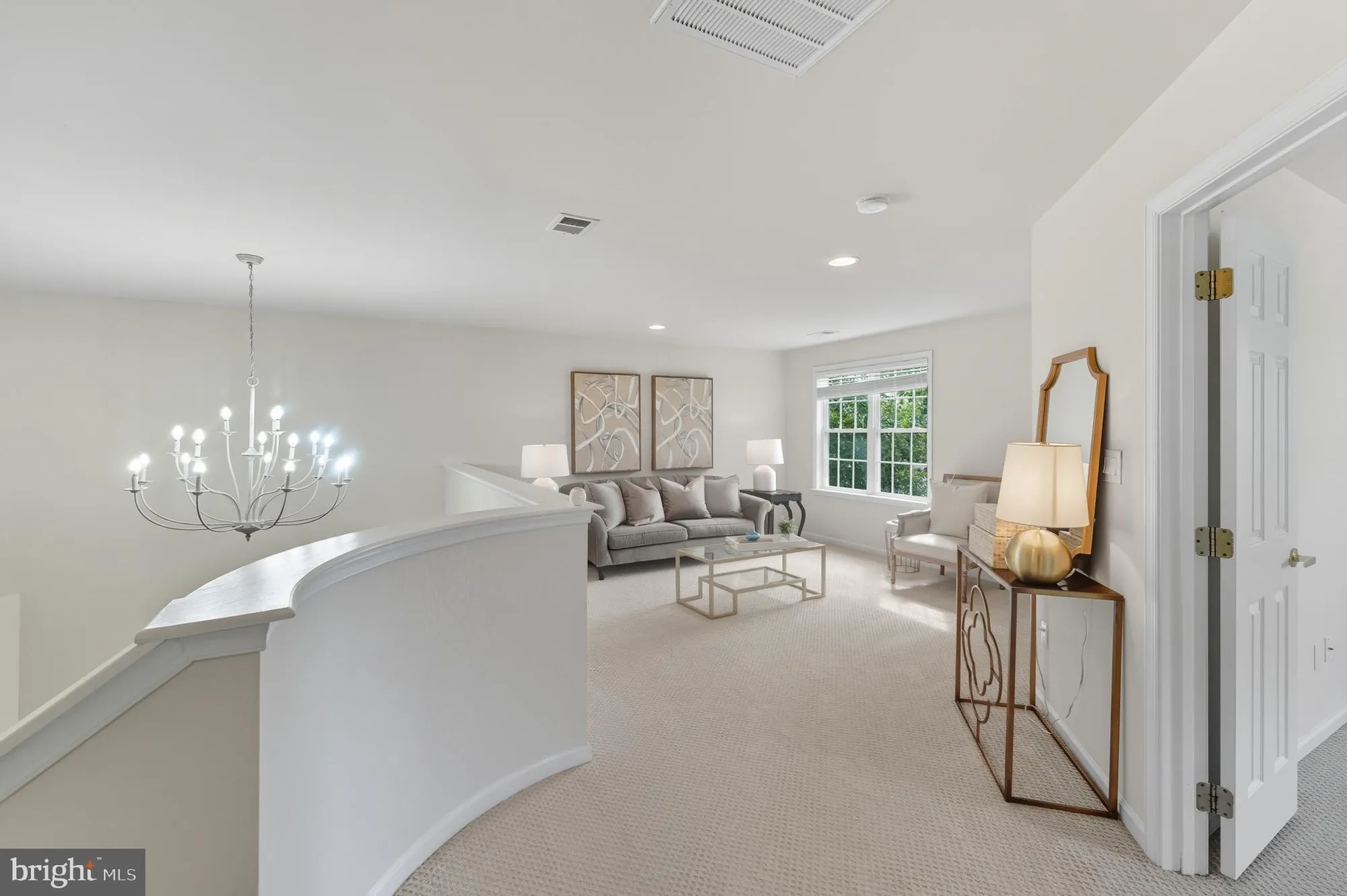 Property Slideshow image 19 of 30 | 6066 halverton pl, Gainesville, VA, 20155