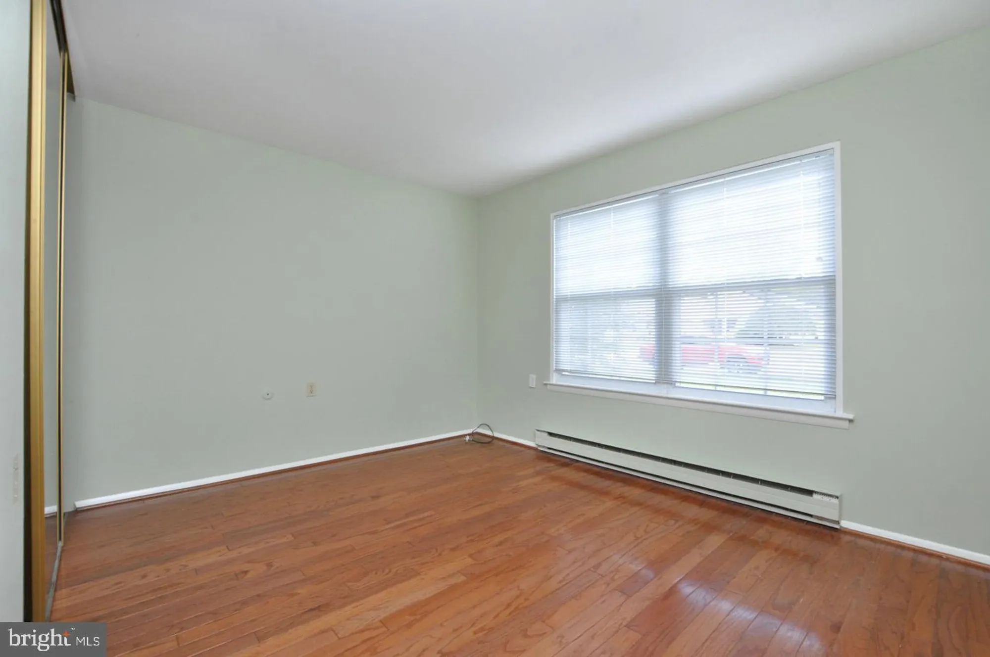 Property Slideshow image 13 of 26 | 41 new castle dr, Southampton, NJ, 08088