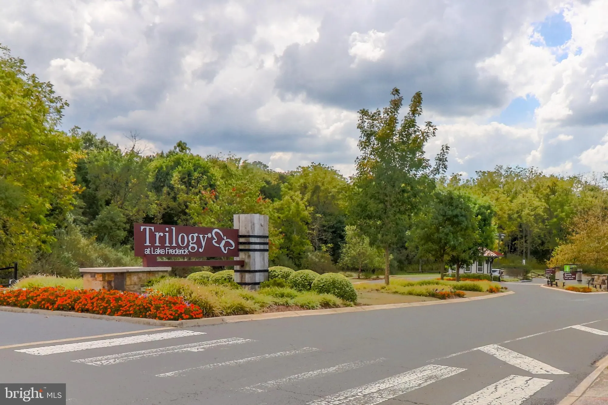 Property Slideshow image 9 of 117 | 117 harvester dr, Lake Frederick, VA, 22630