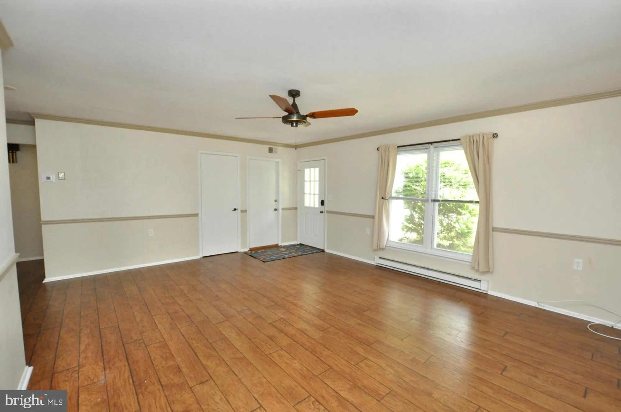 Property Slideshow image 12 of 27 | 25 dunstable rd, Southampton, NJ, 08088