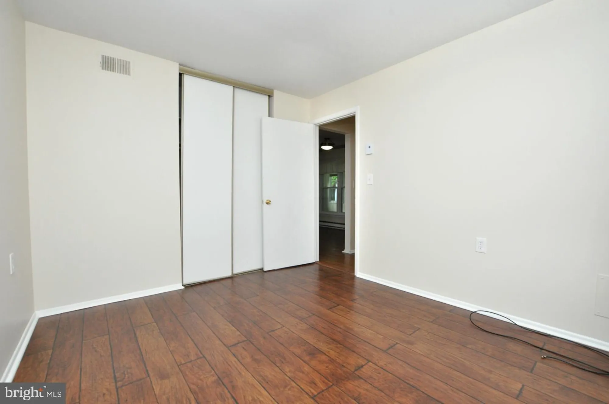 Property Slideshow image 19 of 27 | 25 dunstable rd, Southampton, NJ, 08088