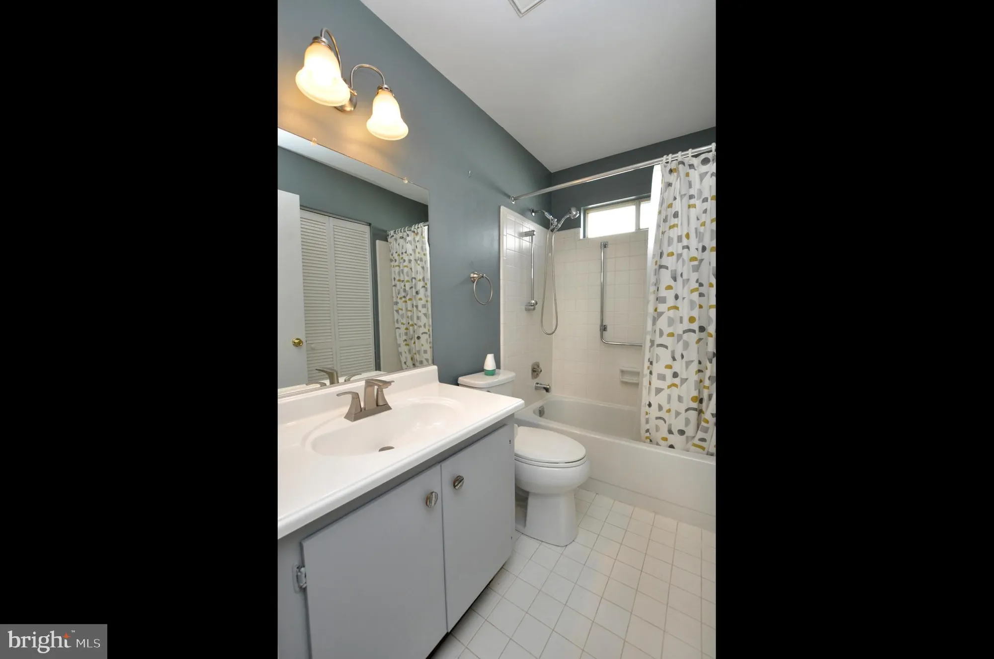 Property Slideshow image 15 of 27 | 25 dunstable rd, Southampton, NJ, 08088