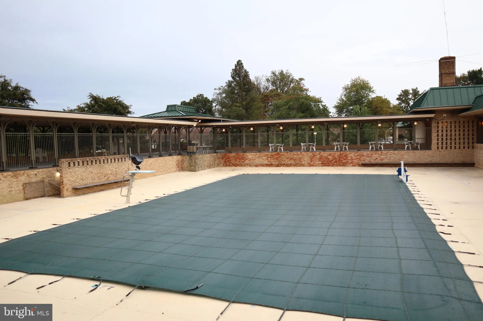 Property Slideshow image 46 of 53 | 15107 interlachen dr 2-119, Silver Spring, MD, 20906