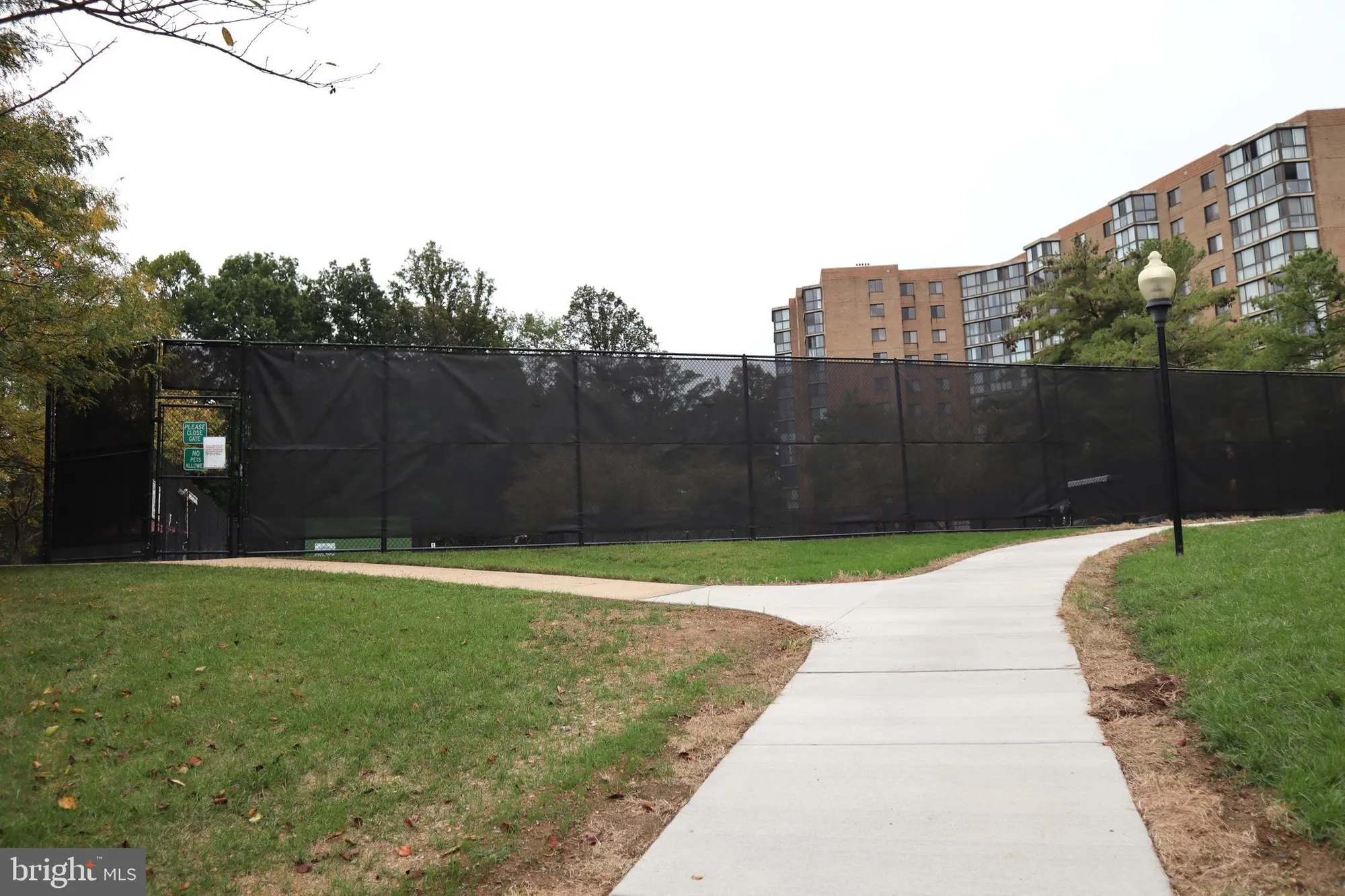 Property Slideshow image 49 of 53 | 15107 interlachen dr 2-119, Silver Spring, MD, 20906