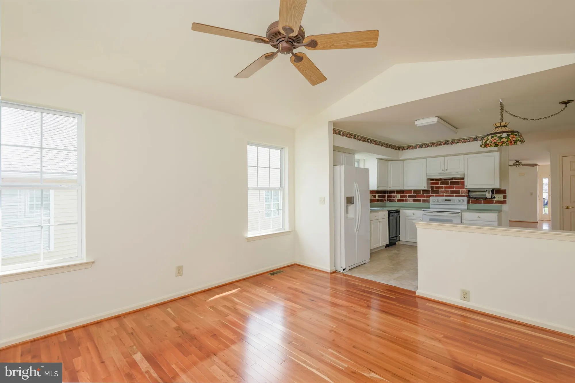 Property Slideshow image 10 of 25 | 403 e glenview dr, West Grove, PA, 19390