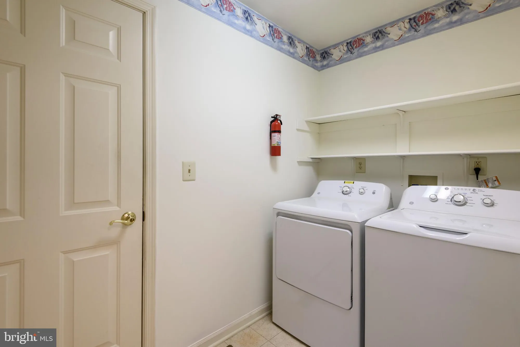 Property Slideshow image 11 of 25 | 403 e glenview dr, West Grove, PA, 19390