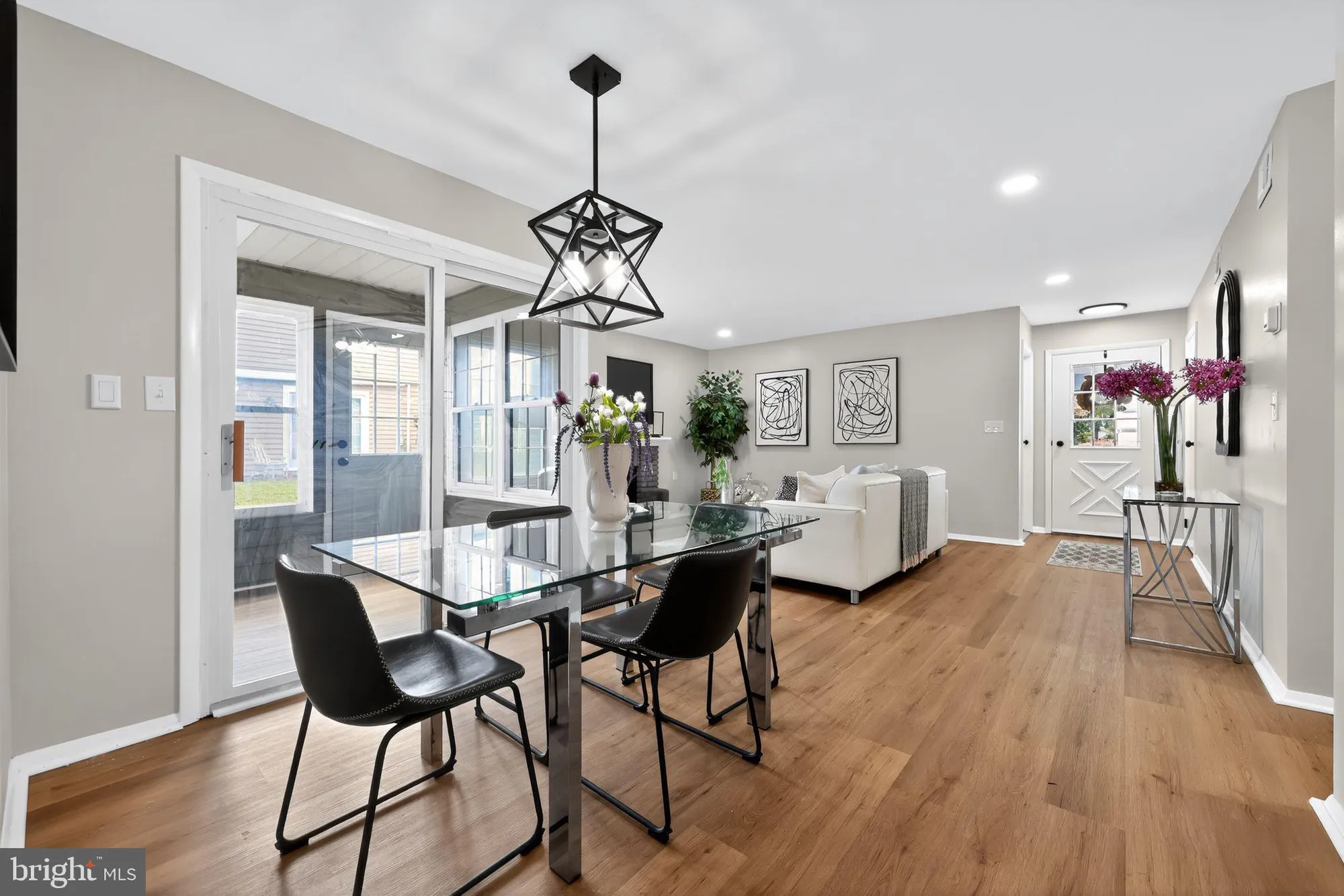 Property Slideshow image 11 of 30 | 22 banbury ln, Southampton, NJ, 08088