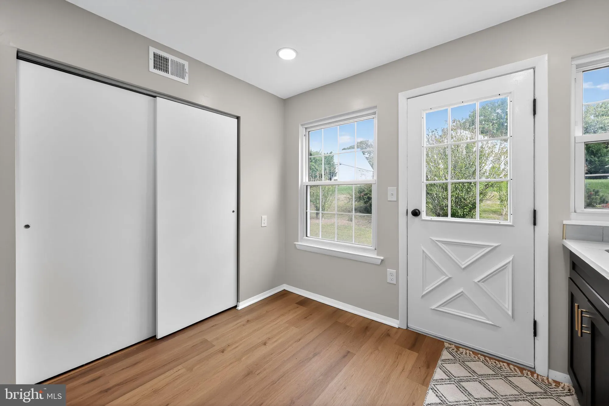 Property Slideshow image 20 of 30 | 22 banbury ln, Southampton, NJ, 08088