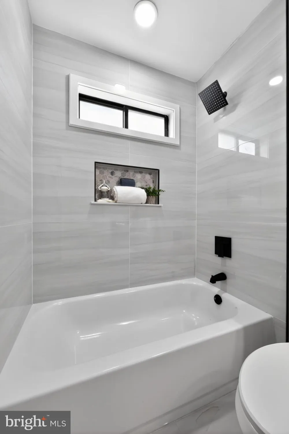 Property Slideshow image 27 of 30 | 22 banbury ln, Southampton, NJ, 08088