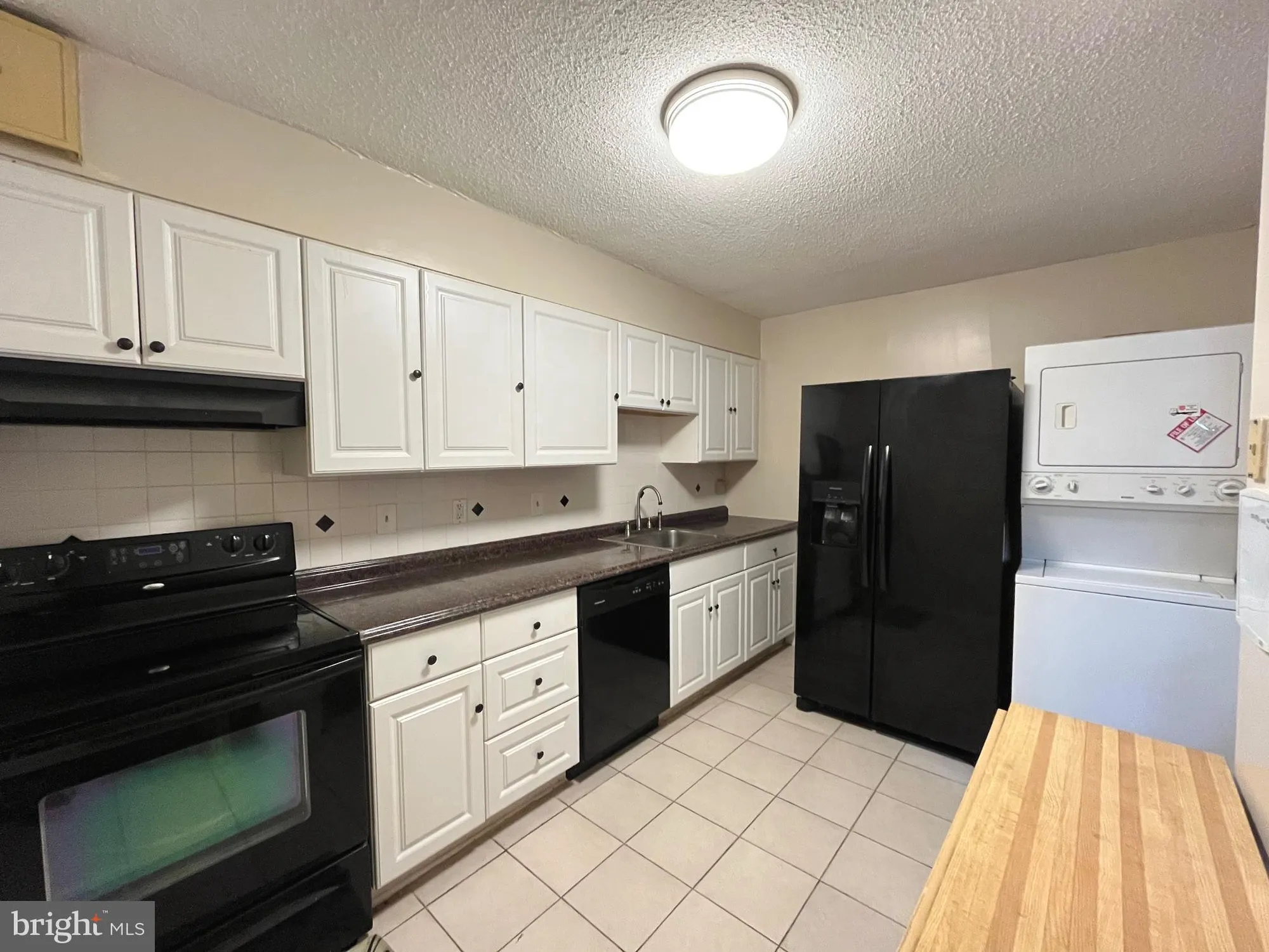 Property Slideshow image 23 of 53 | 15107 interlachen dr 2-119, Silver Spring, MD, 20906