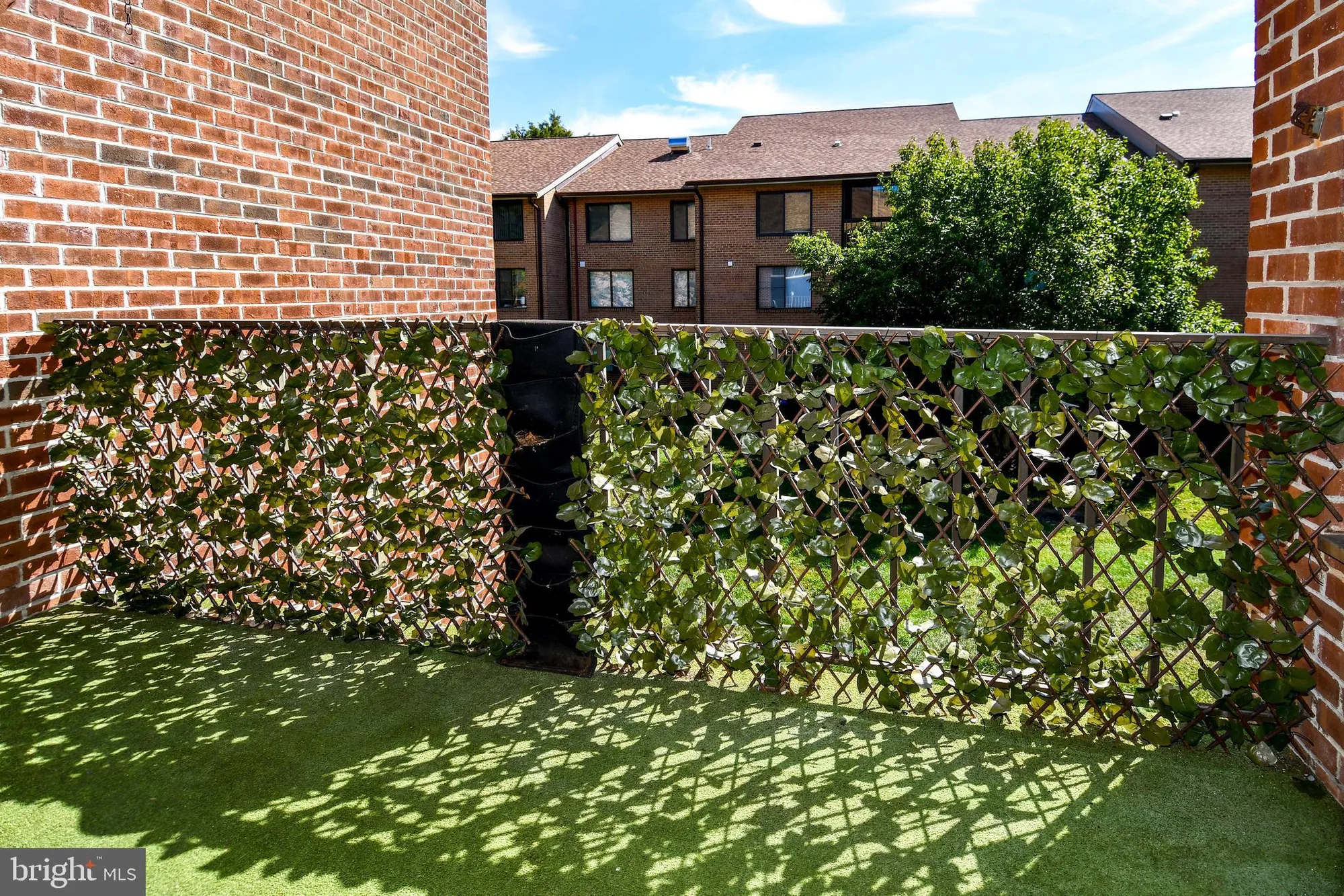 Property Slideshow image 10 of 36 | 15311 beaverbrook ct 90-2e, Silver Spring, MD, 20906